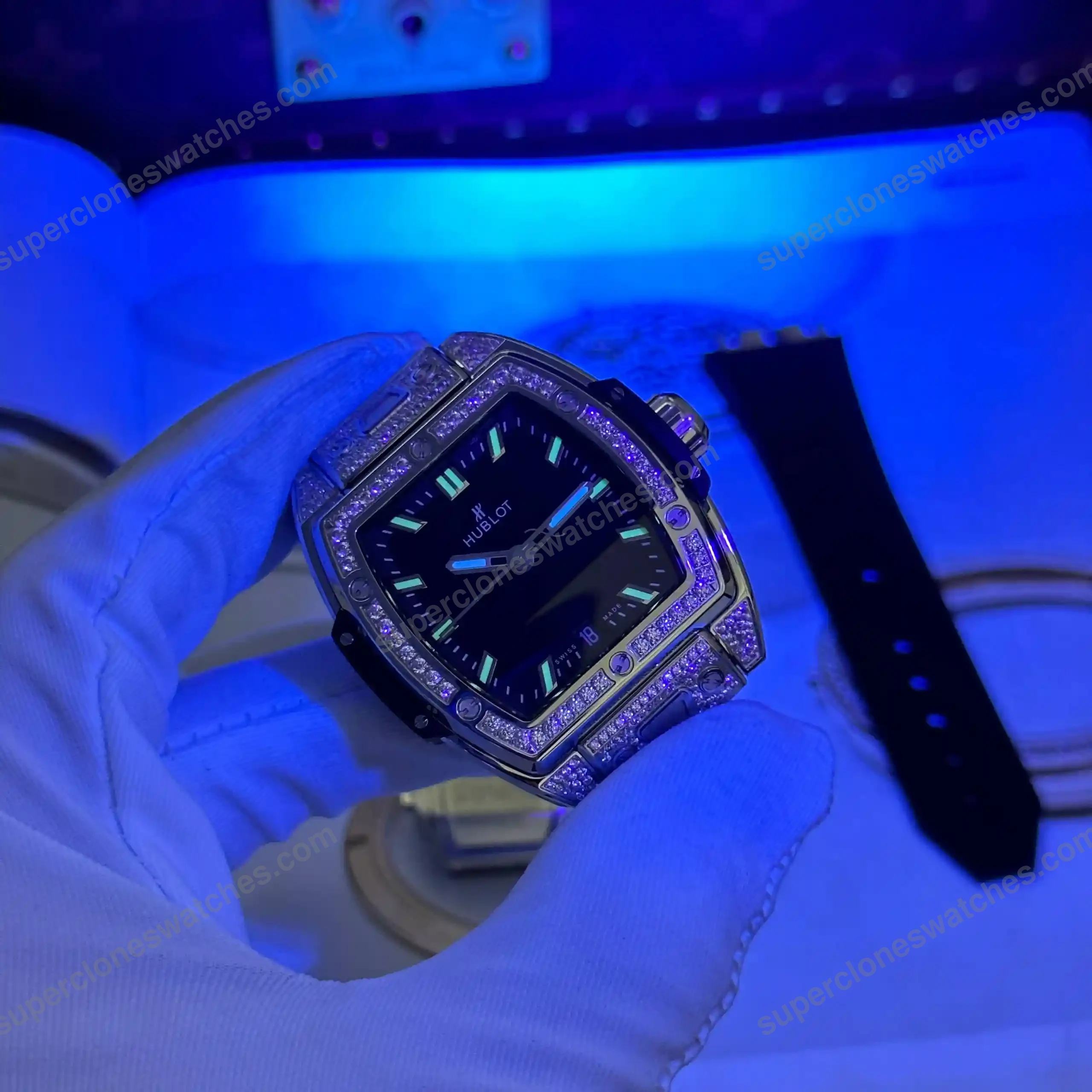 Super-Clone-Hublot-Spirit-Of-Big-Bang-Black-Titanium-Pave-665.NX_.1170.LR_.1604-6