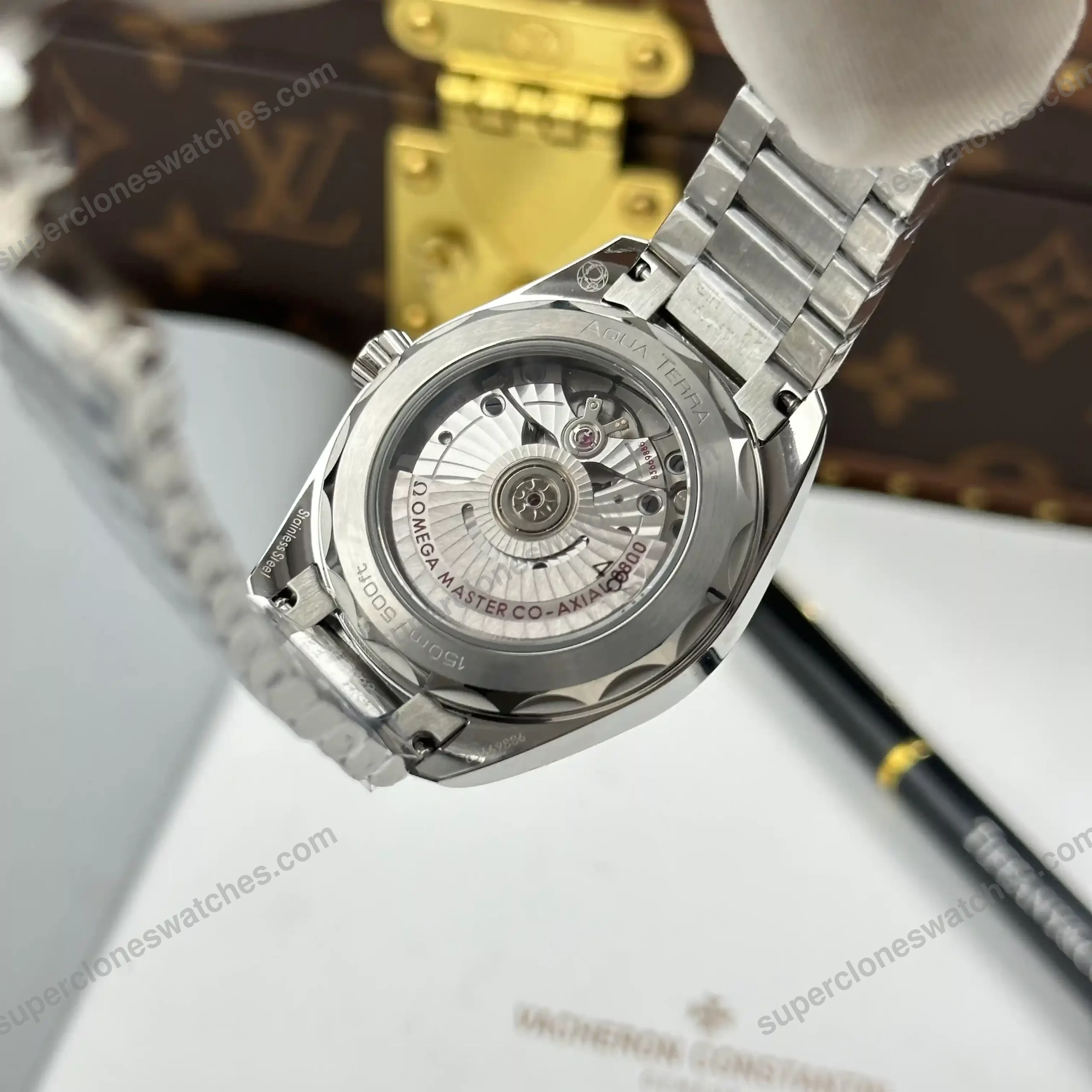 Super-Clone-Omega-Seamaster-Railmaster-38-MM-235.10.38.20.06.001-38mm-8211-8