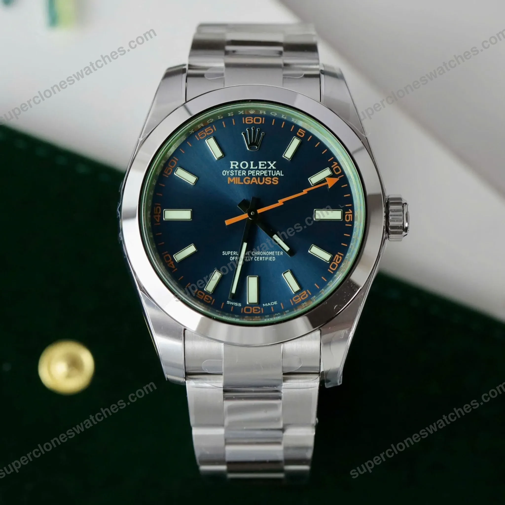 Super-Clone-Rolex-Milgauss-Blue-Dial-116400GV-2
