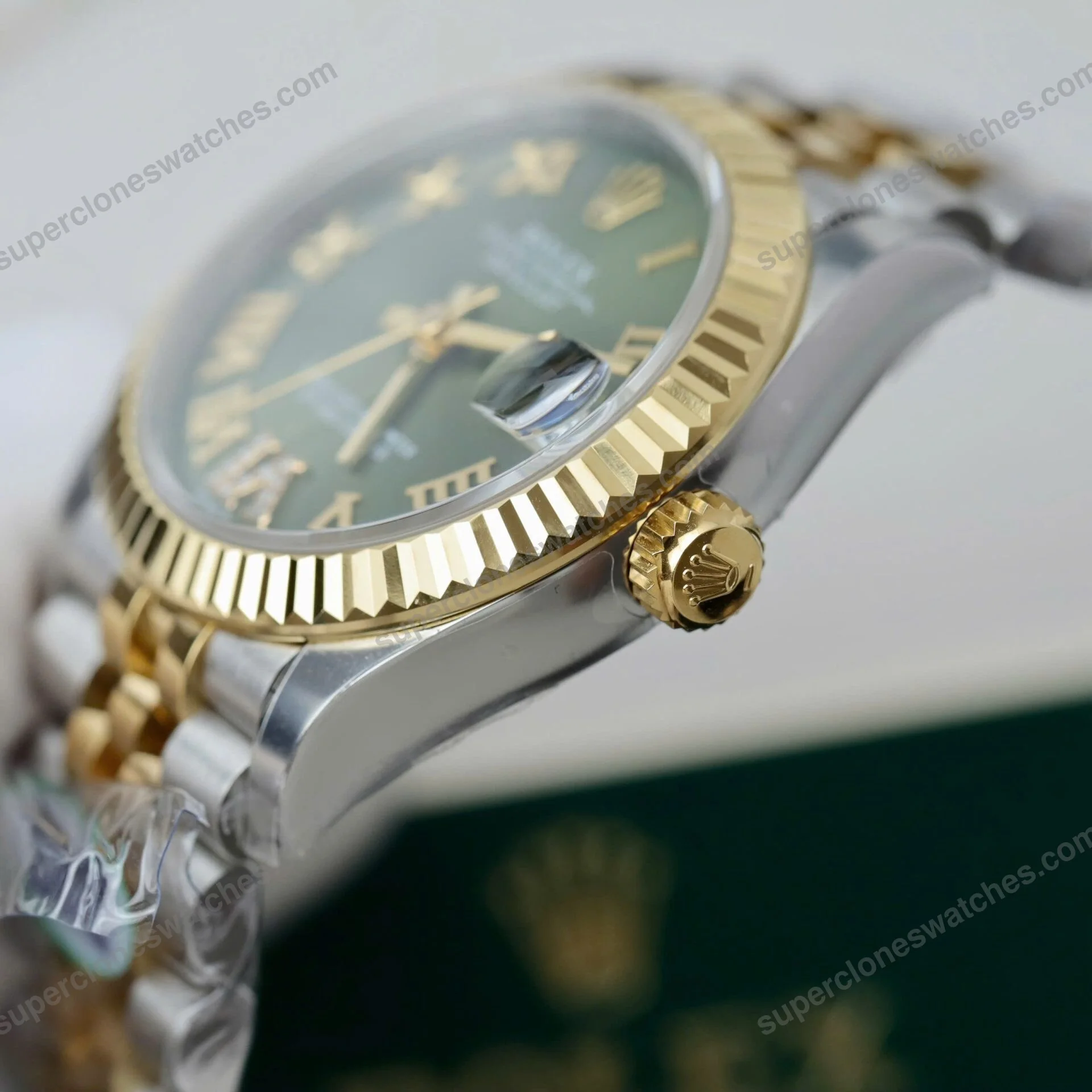 Super-Clone-Rolex-Datejust-Olive-Green-Roman-Diamond-Dial-126233-0025-36-mm-8
