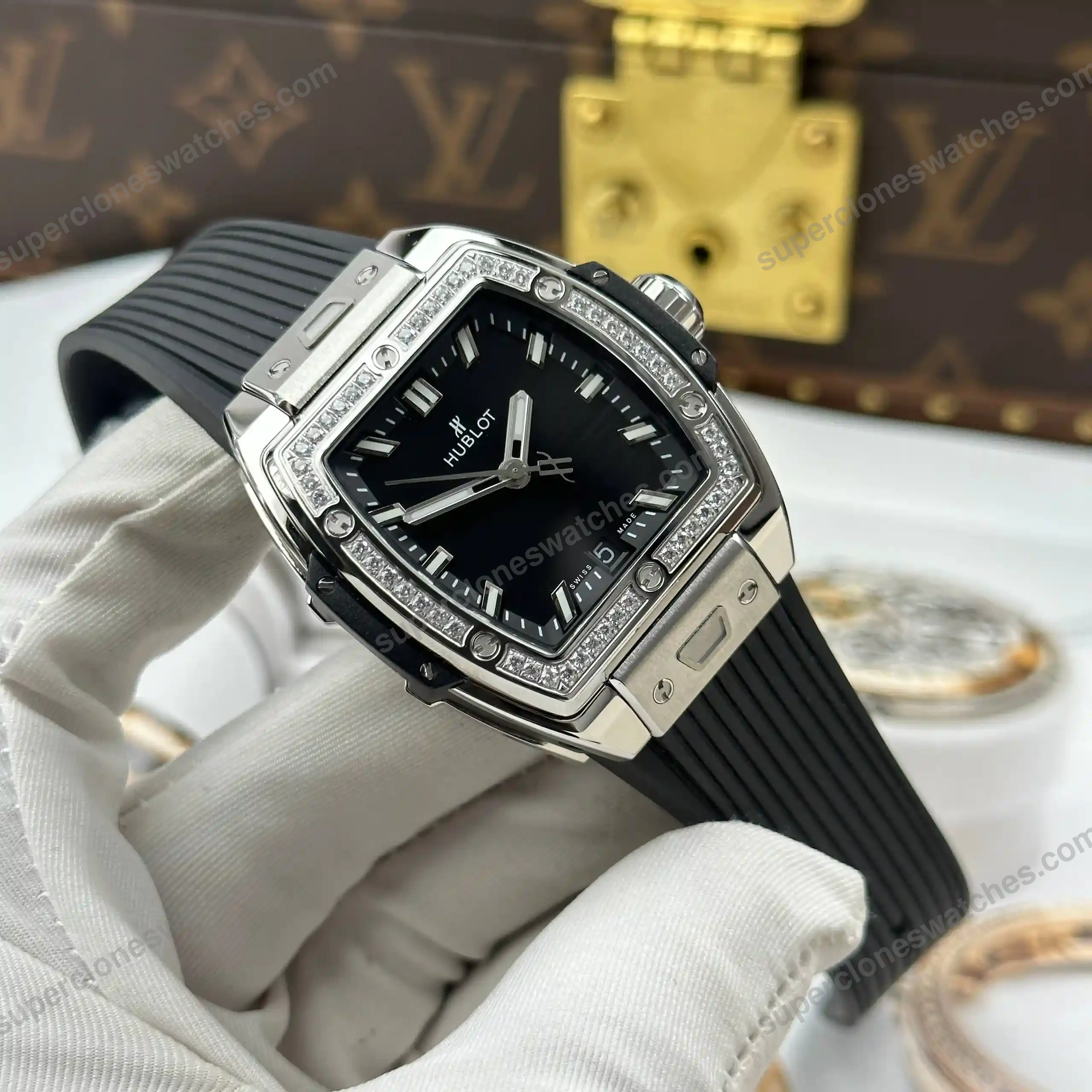 Super-Clone-Hublot-Spirit-Of-Big-Bang-Titanium-Diamonds-662.NX_.1170.RX_.1204-6