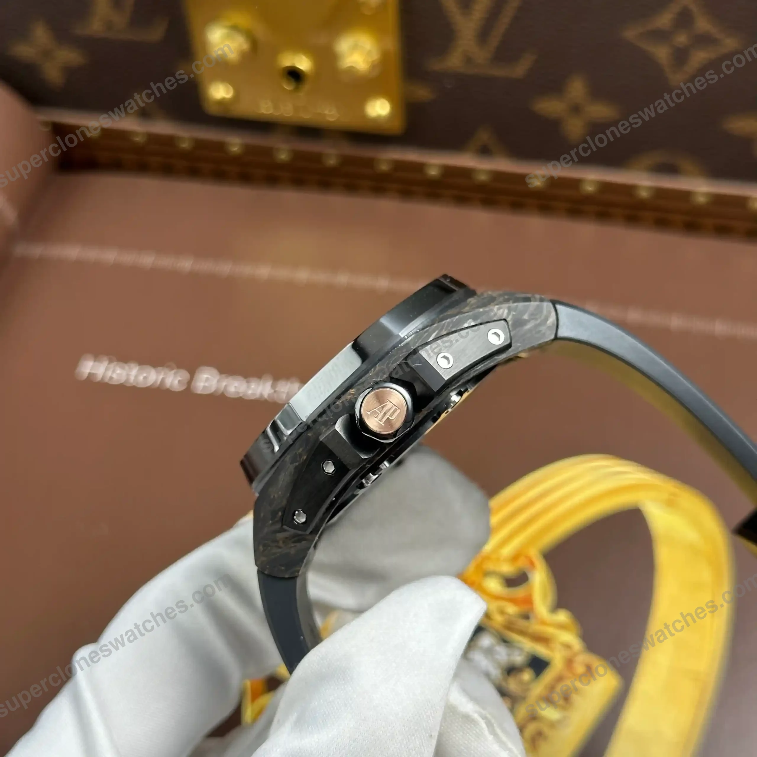 Super-Clone-Audemars-Piguet-Royal-Oak-Concept-Flying-Tourbillon-26638F0.00.D002C-7
