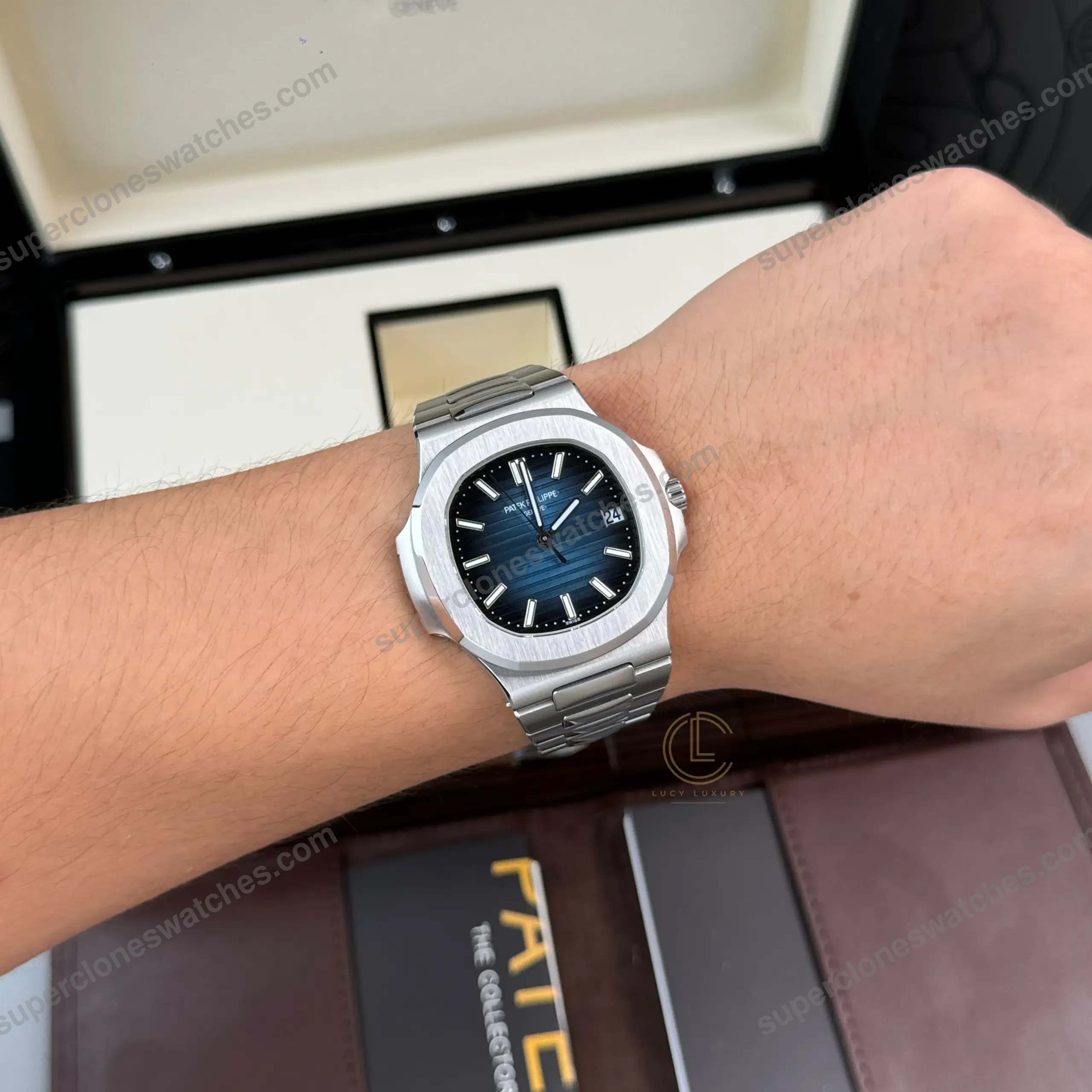 Super-Clone-Patek-Philippe-Nautilus-58111G-001-40mm-MODIFY-Blue-Dial-Stee-5