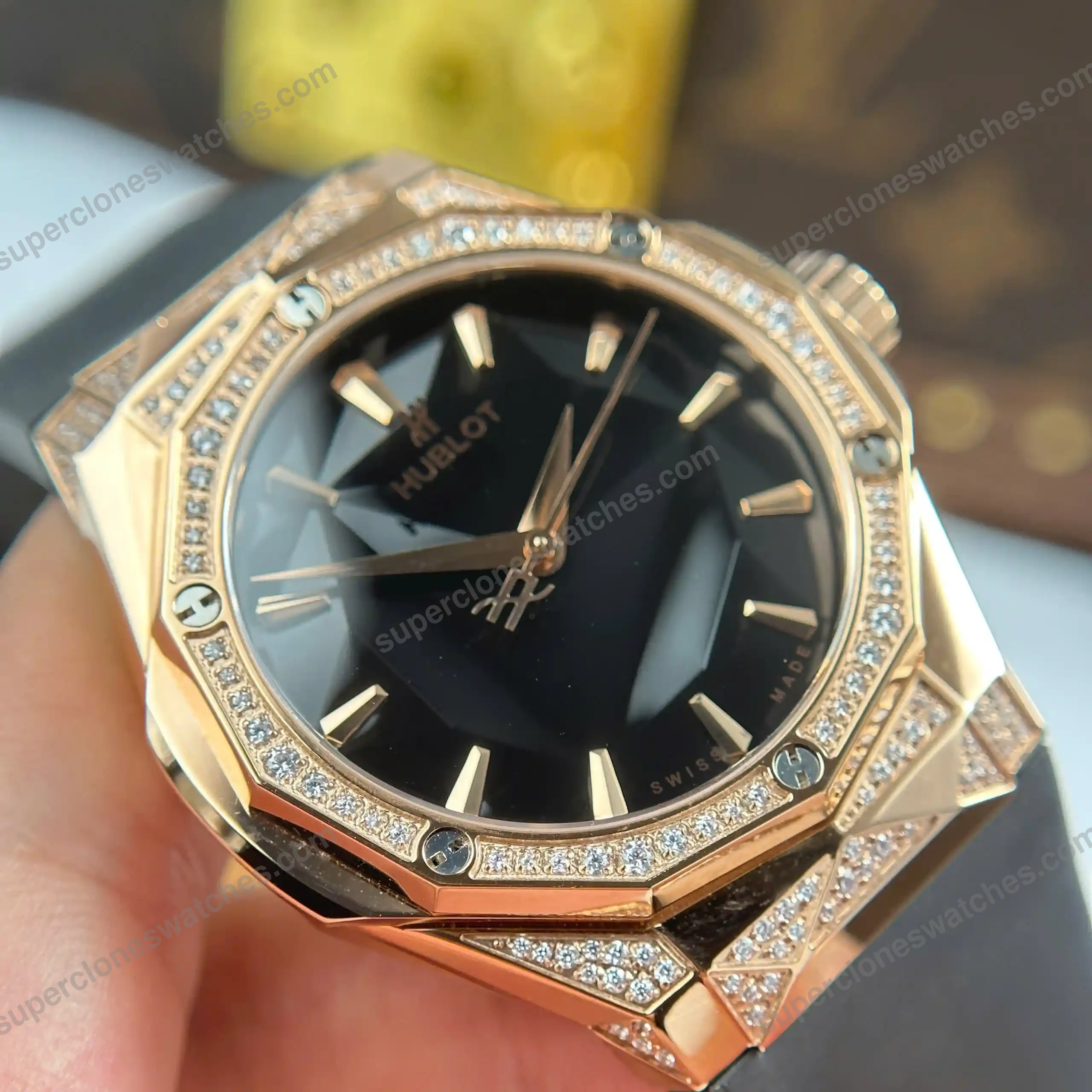 Super-Clone-Hublot-Classic-Fusion-Orlinski-King-Gold-Alternative-Pave-550.OS_.18-5
