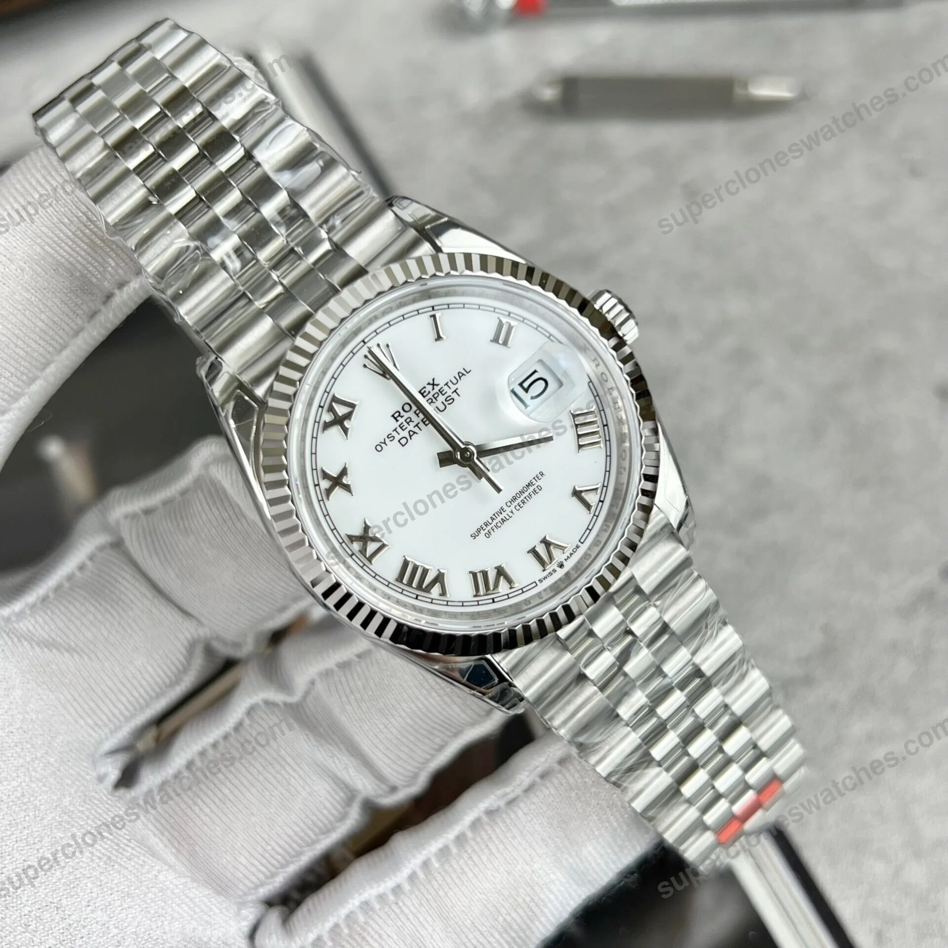 Super-Clone-Rolex-Datejust-White-Roman-Dial-126334-0024-41-mm-3