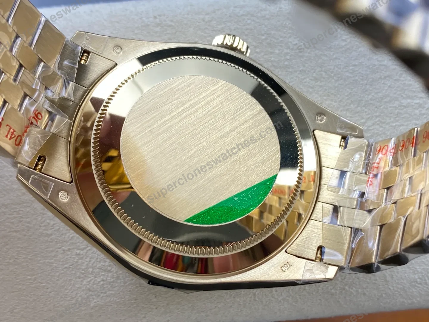 Super-Clone-Rolex-Sky-Dweller-Green-Dial-336938-Jubilee-7