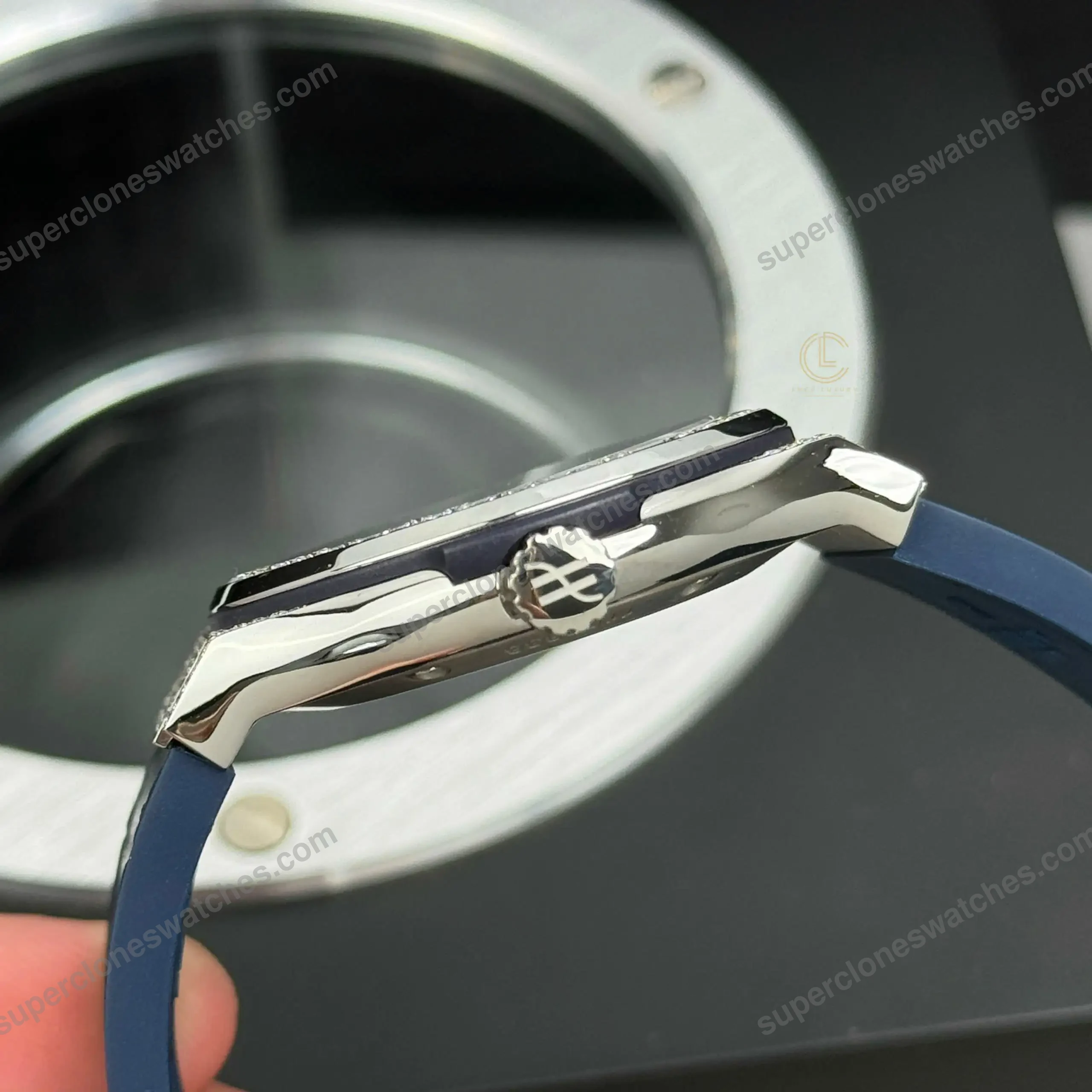 Super-Clone-Hublot-Classic-Fusion-Diamonds-Moissanite-Pave-42mm-Blue-Dial-–-Cu-5