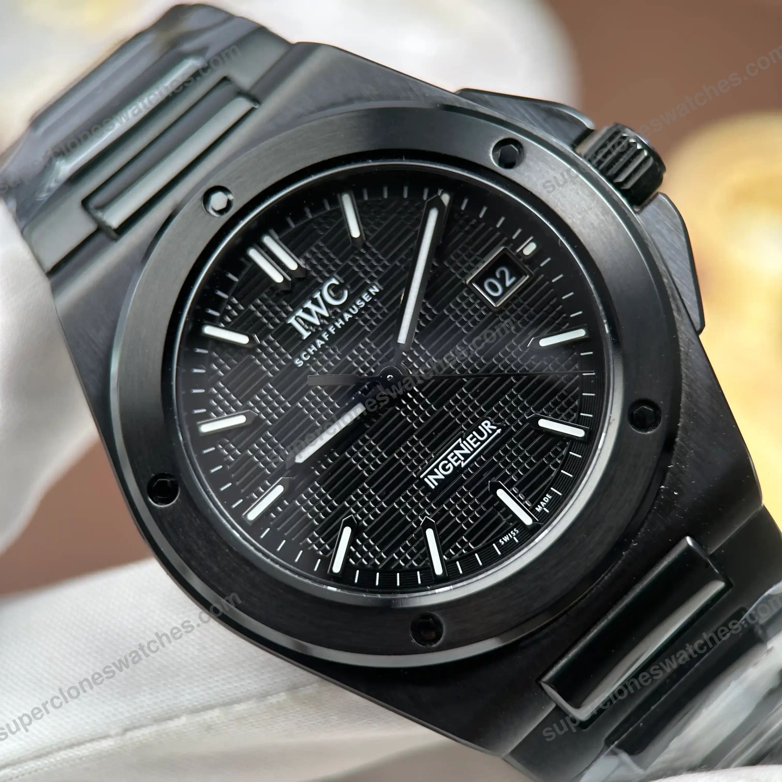 Super-Clone-IWC-Ingenieur-Automatic-IW328902-Ceramic-40mm-5