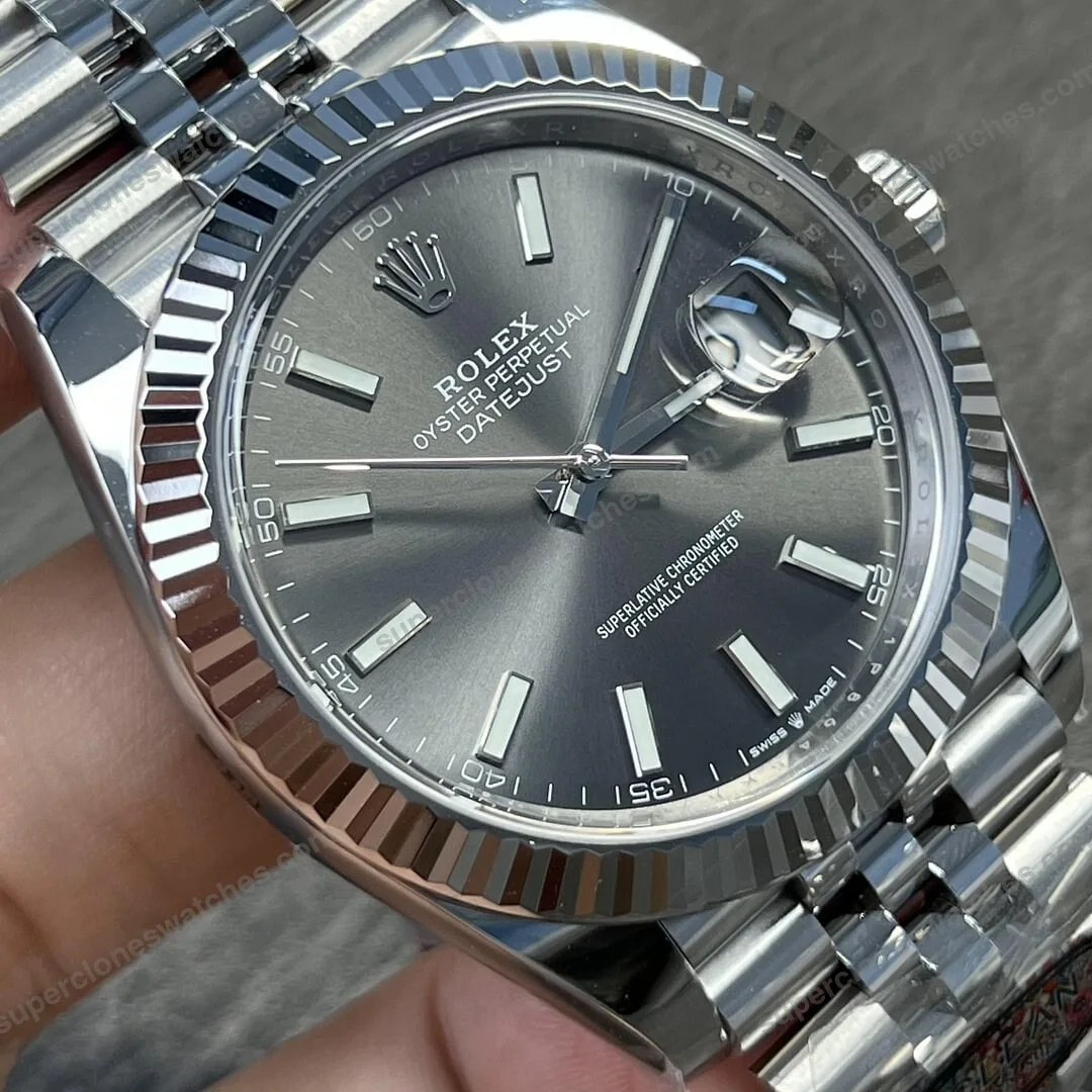 Super-Clone-Rolex-Datejust-Rhodium-Dial-126334-Jubilee-41-mm-5