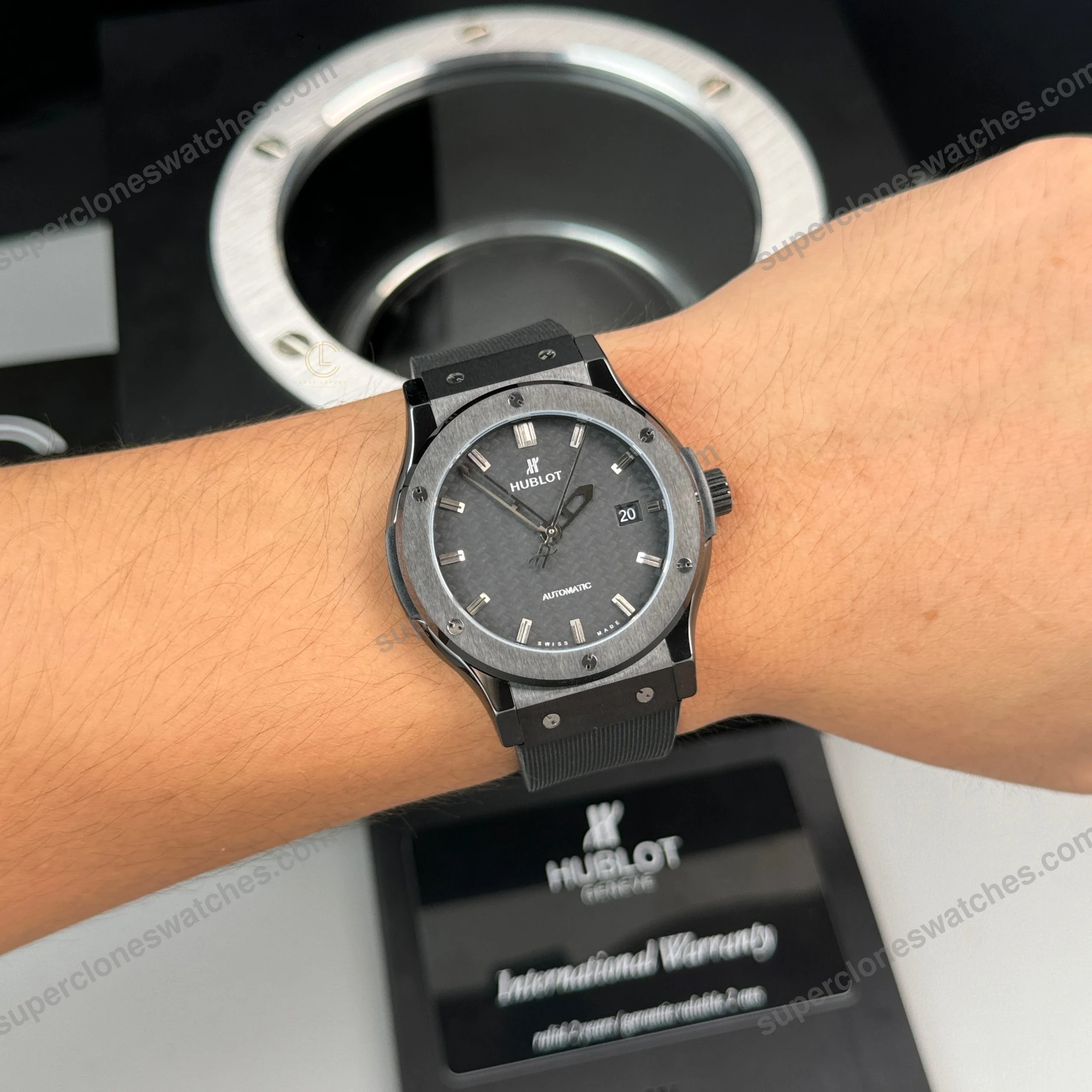 Super-Clone-Hublot-Classic-Fusion-Ceramic-Black-42mm-Carbon-Dial-JJZ-Base-4