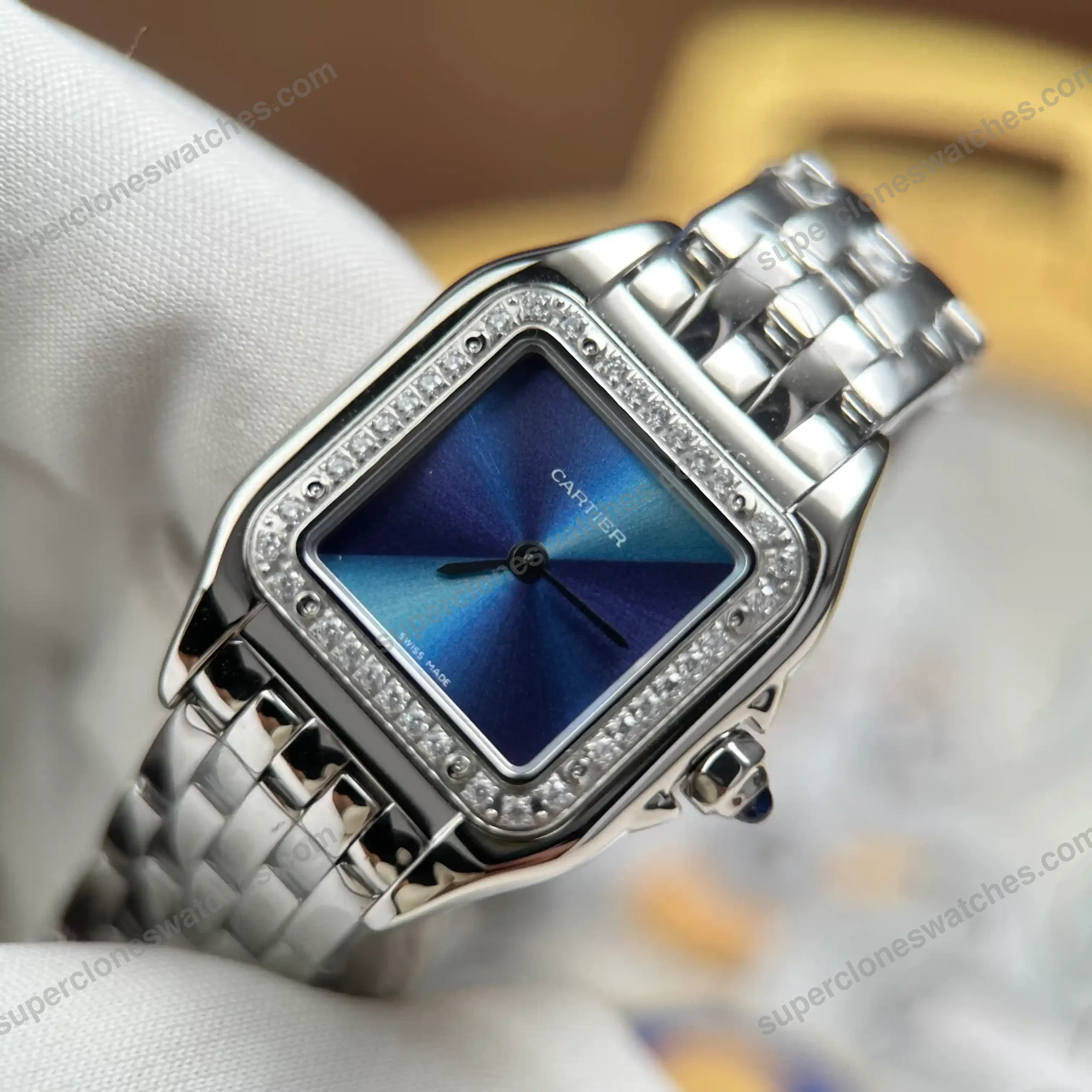 Super-Clone-Cartier-Panthere-de-Cartier-CRW4PN0013-4