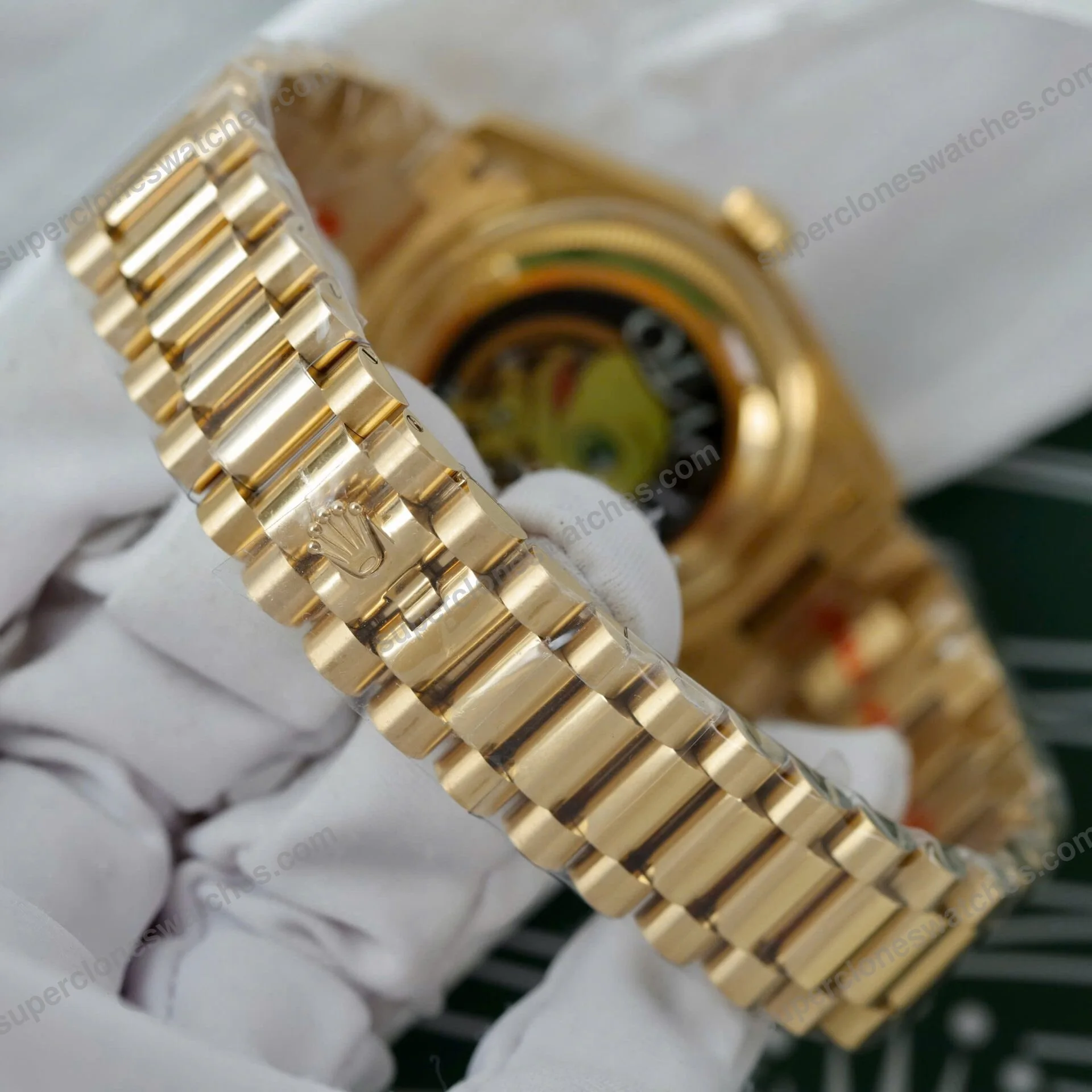 Super-Clone-Rolex-Day-Date-Champagne-Diamond-Dial-128238-0008-36-mm-10