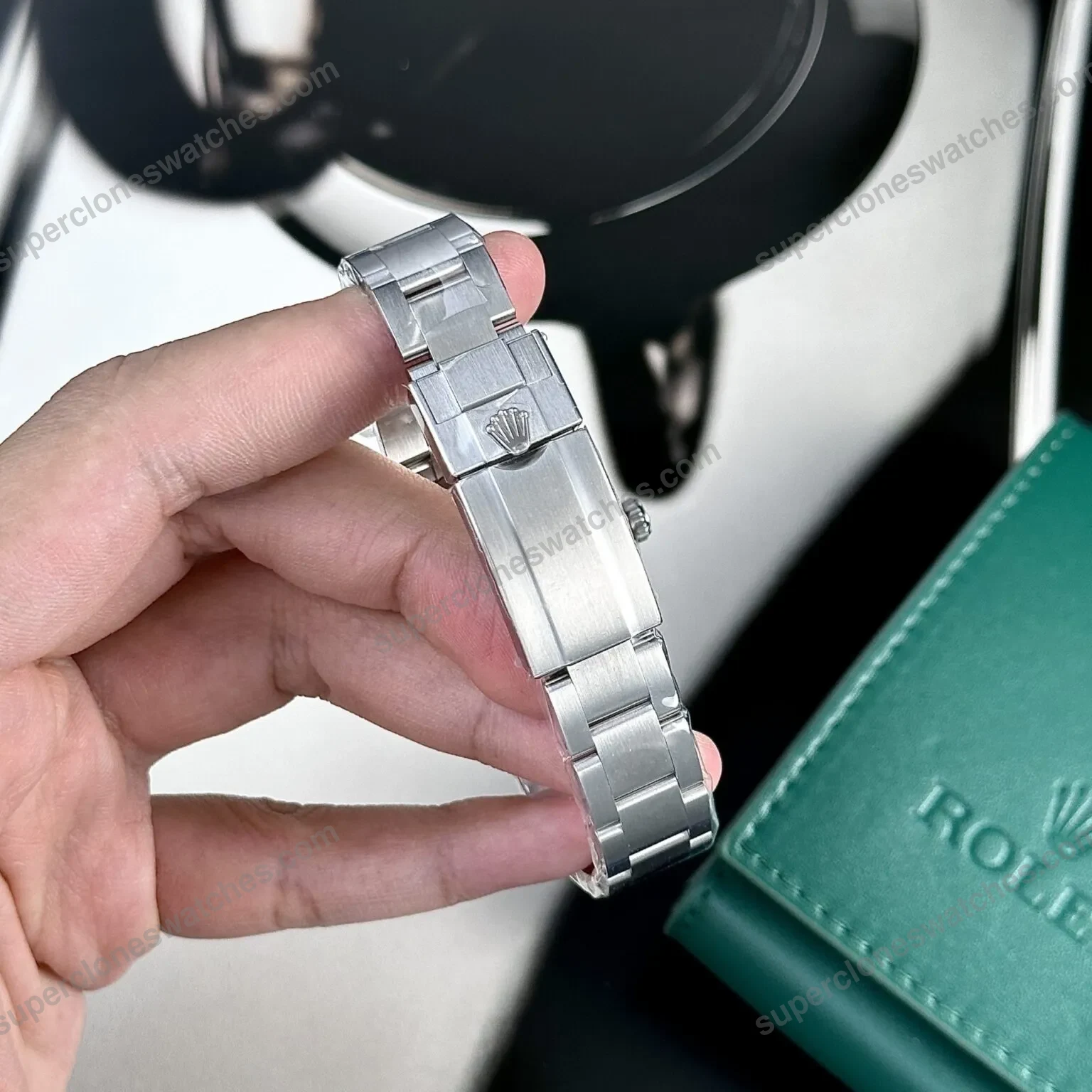 Super-Clone-Rolex-Explorer-Black-Dial-224270-9