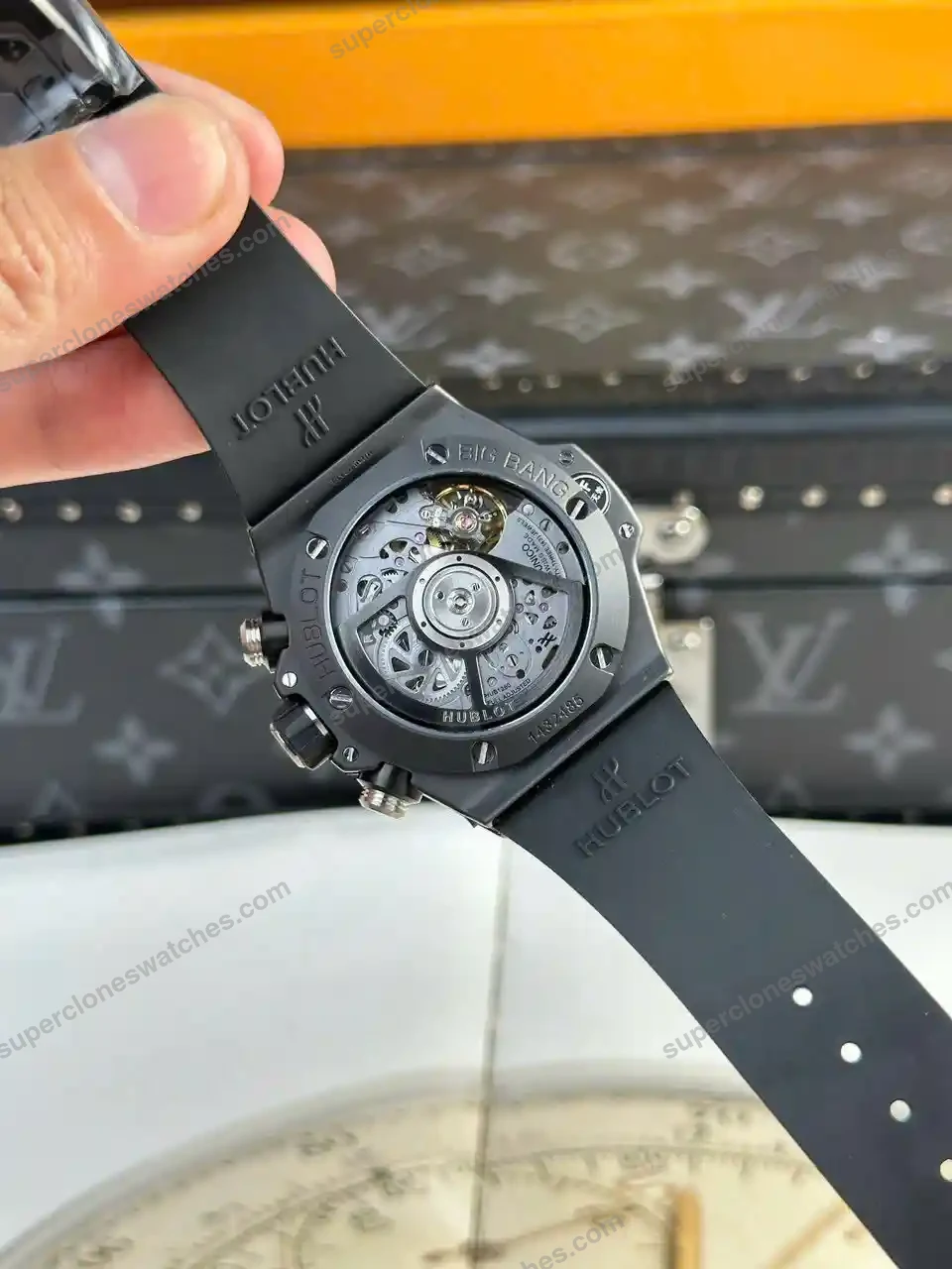 Super-Clone-Hublot-Big-Bang-Unico-Black-Magic-441.CI_.1171.RX-42mm-10