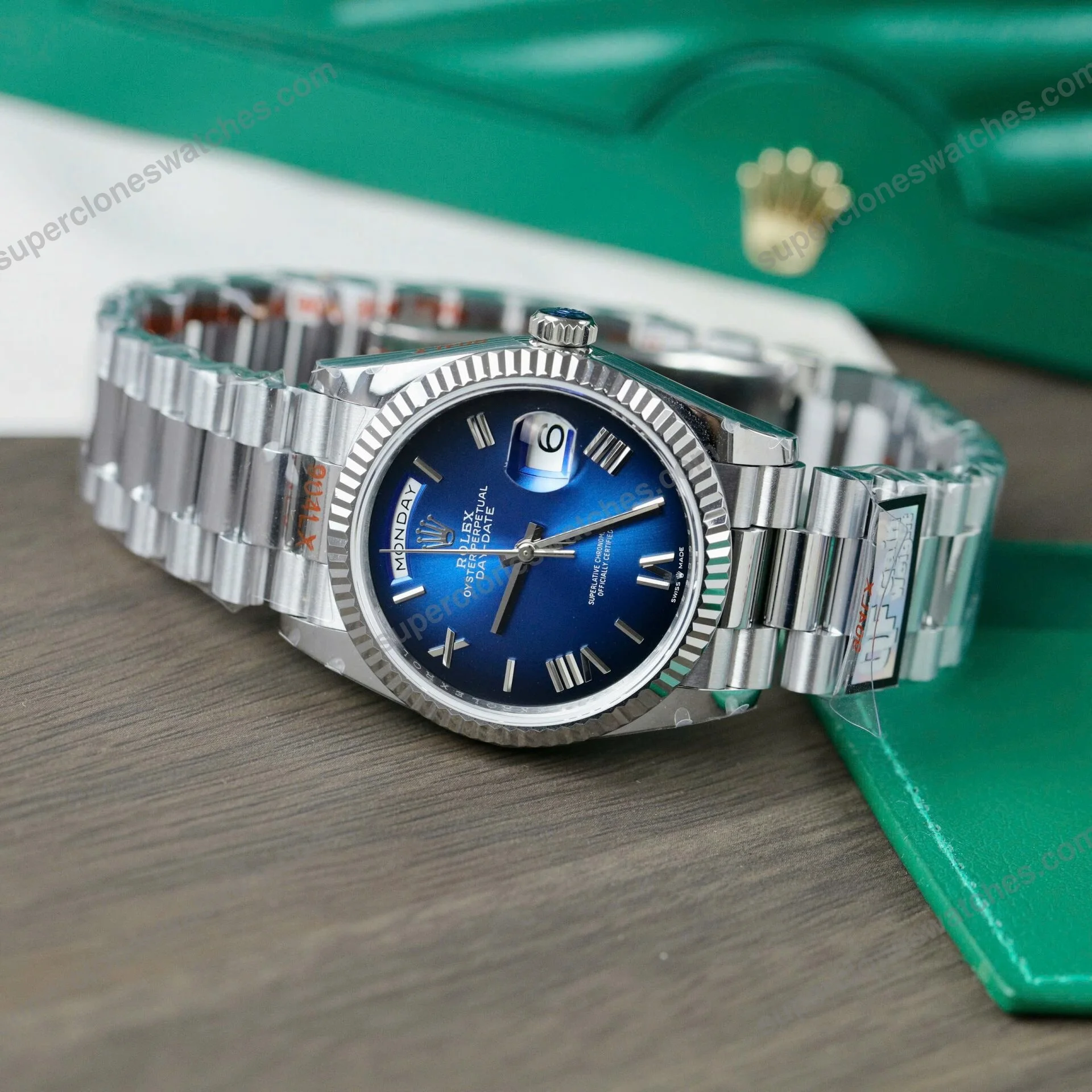 Super-Clone-Rolex-Day-Date-Blue-Ombre-Dial-128239-0063-36-mm-4
