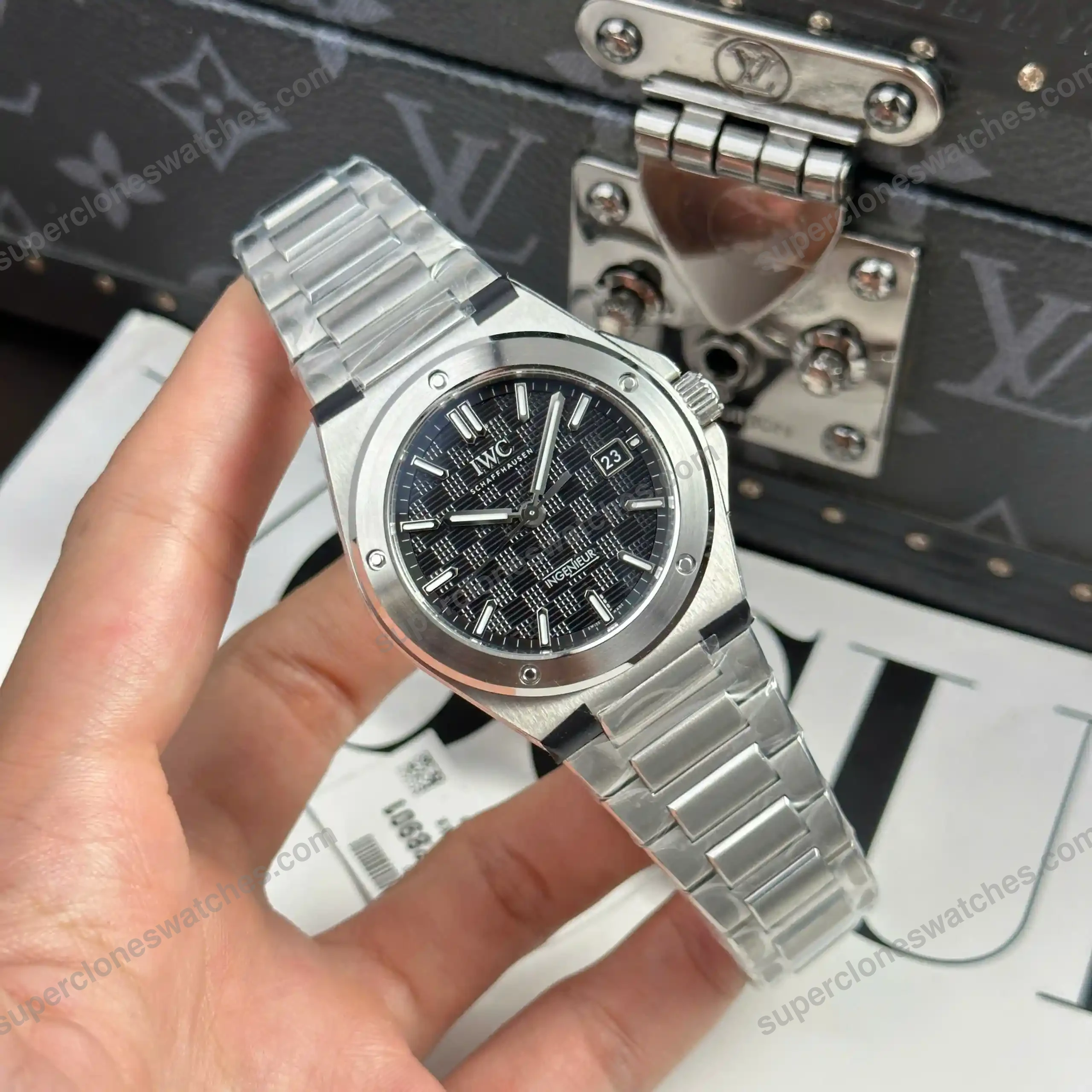 Super-Clone-IWC-Ingenieur-Automatic-IW328901-40mm-3