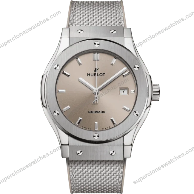 Super-Clone-Hublot-Classic-Fusion-42mm-Sundunt-Dial-Titanium-1
