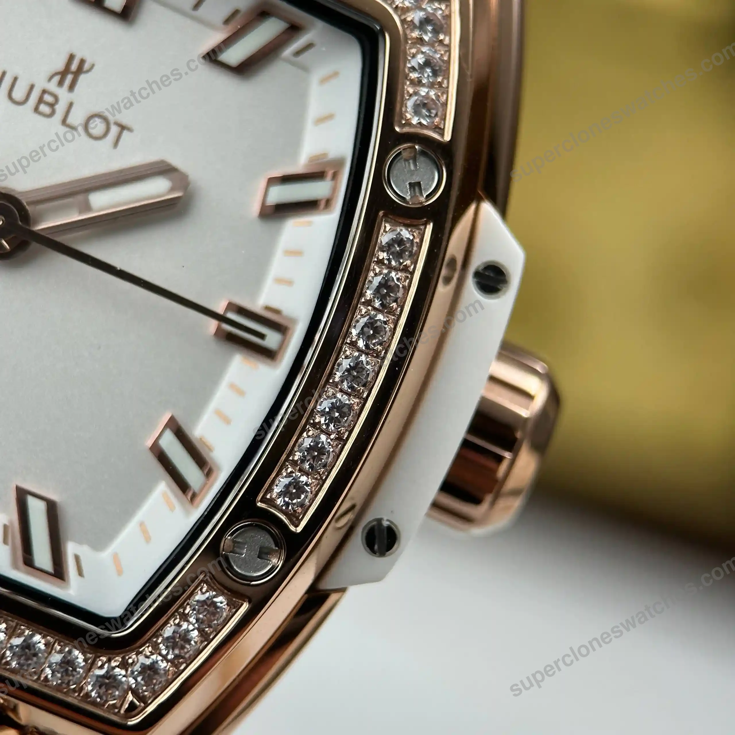 Super-Clone-Hublot-Spirit-of-Big-Bang-King-Gold-White-Pave-662.OE_.2080.RW_.1604-7
