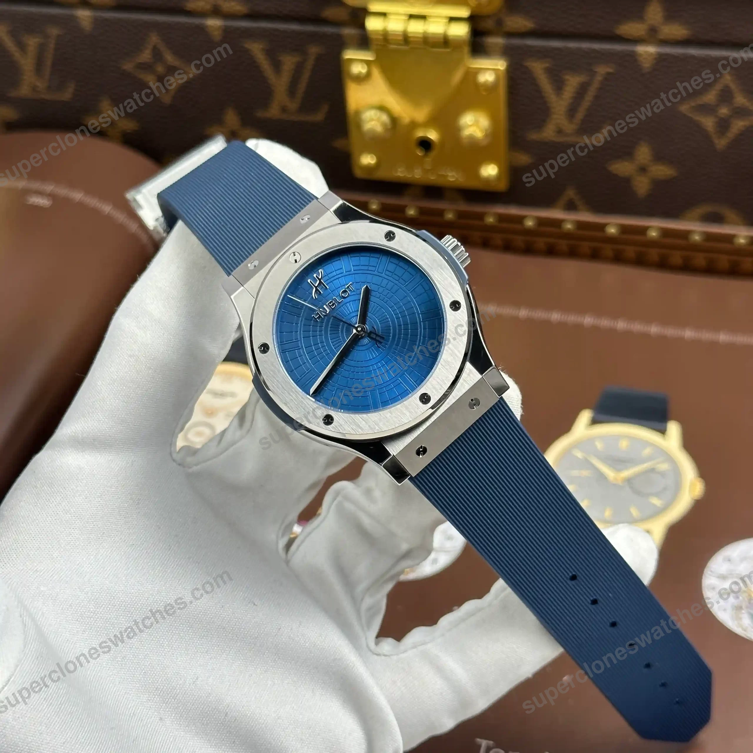 Super-Clone-Hublot-Classic-Fusion-Boutique-Pisa-1940-Edition-Titanium-42mm-3