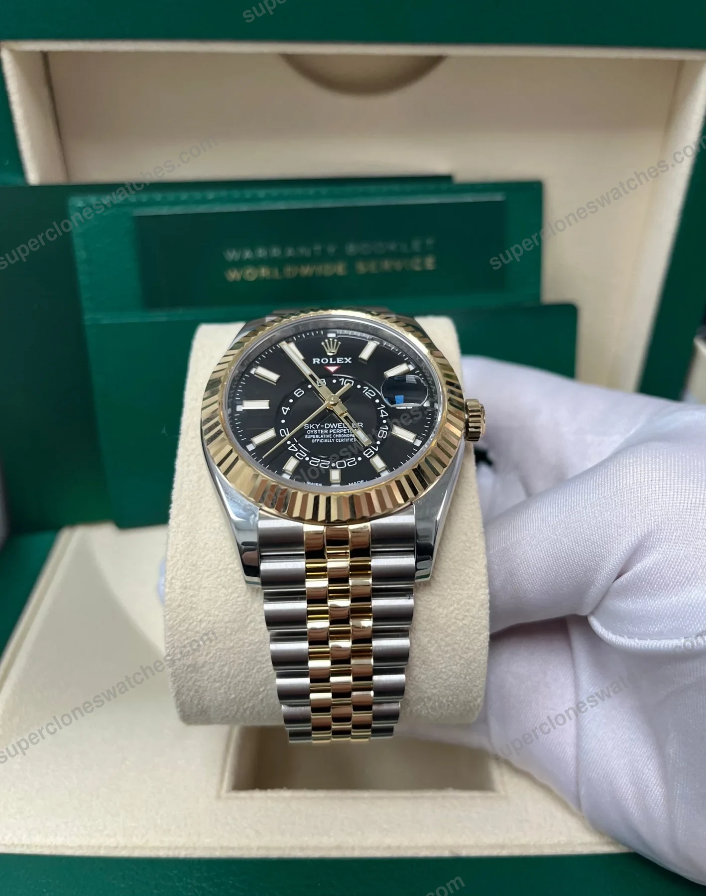 Super-Clone-Rolex-Sky-Dweller-Bright-black-Dial-336933-Jubilee-2