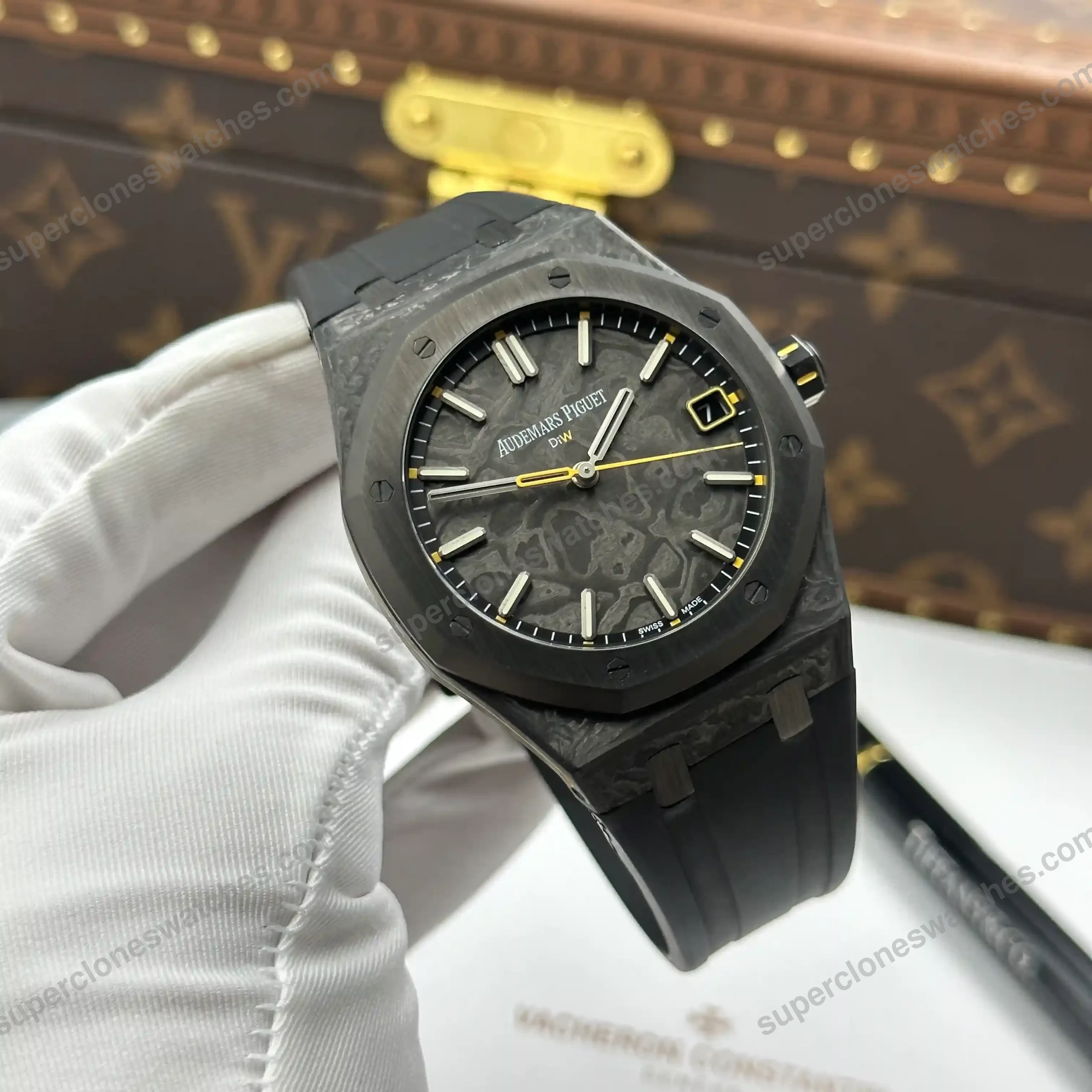 Super-Clone-Audemars-Piguet-Royal-Oak-15500-DiW-Voidline-Spyder-Carbon-41mm-4