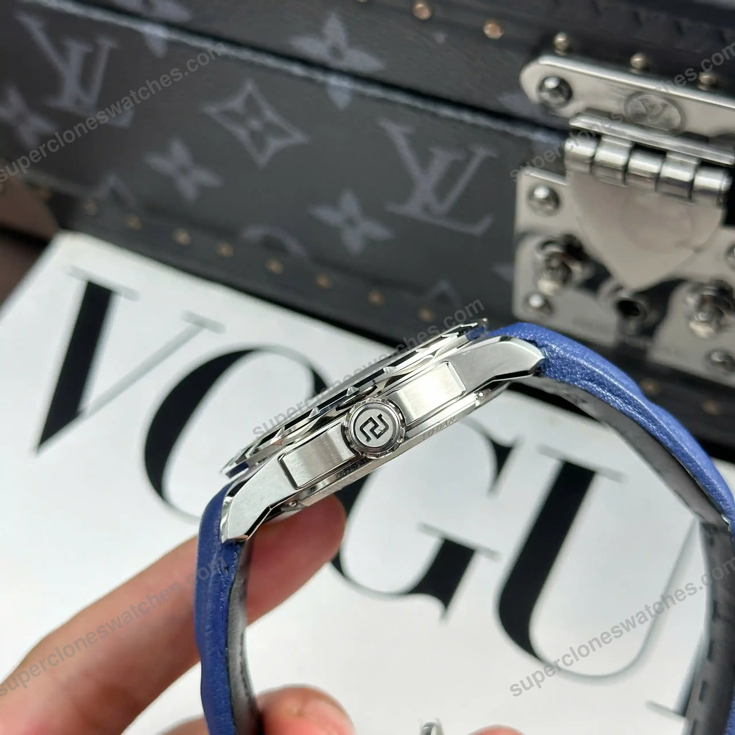 Super-Clone-Roger-Dubuis-Excalibur-Double-Tourbillon-Cobalt-RDDBEX1109-8211-8