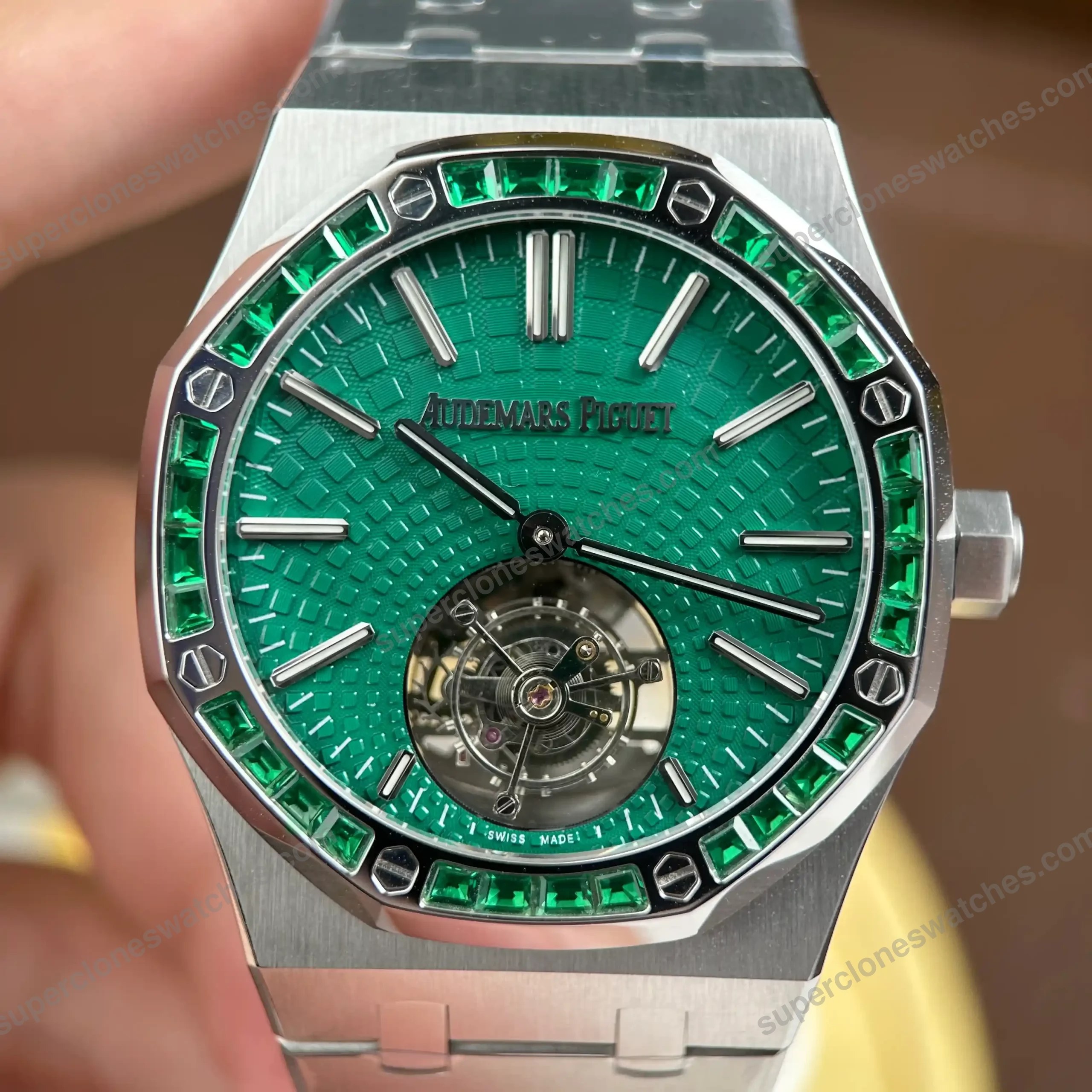 Super-Clone-Audemars-Piguet-Royal-Oak-Selfwinding-Flying-Tourbillon-26532IC.EE_.1-5