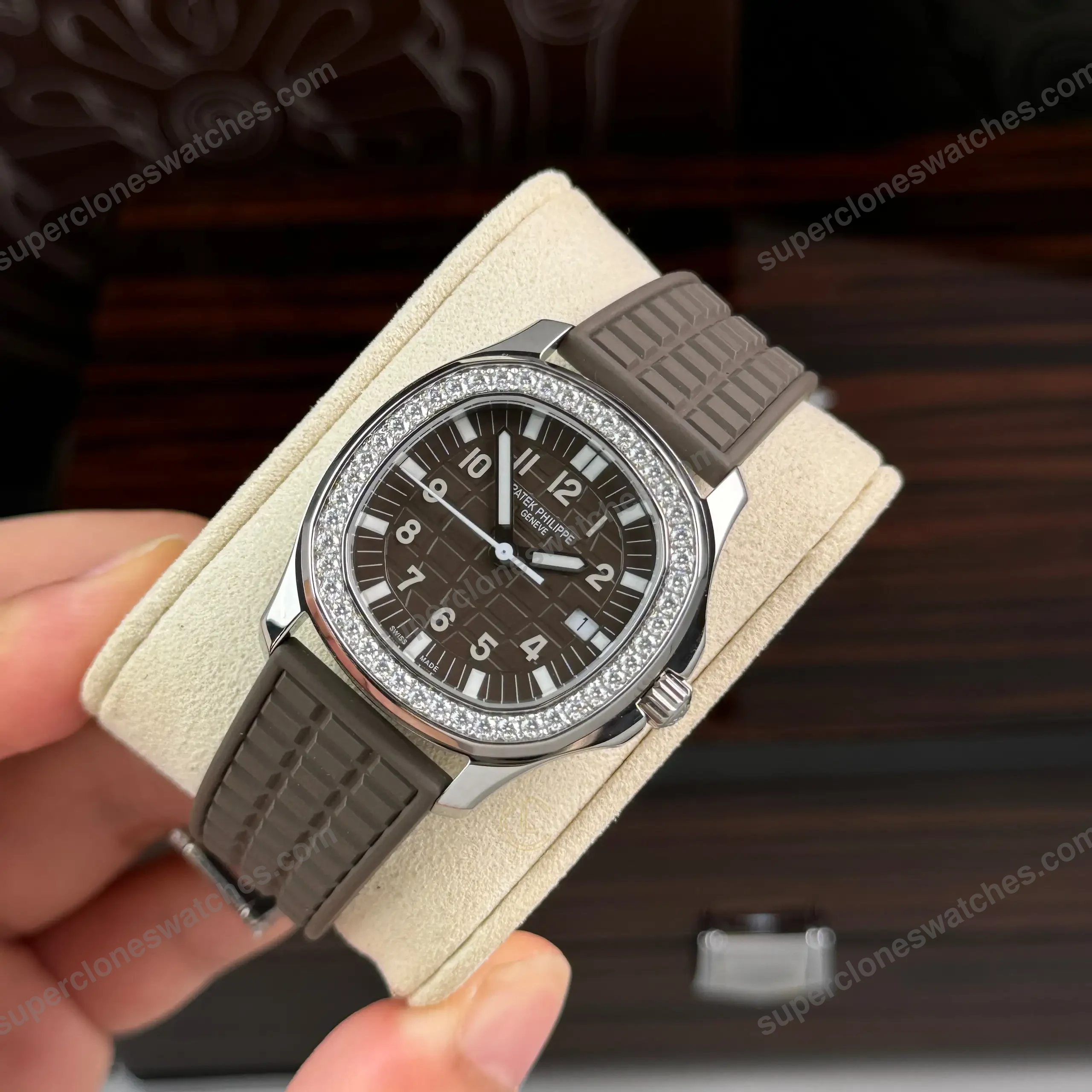 Super-Clone-Patek-Philippe-Aquanaut-5067A-025-35.6mm-Diamond-Bezel-Moissanite-St-3