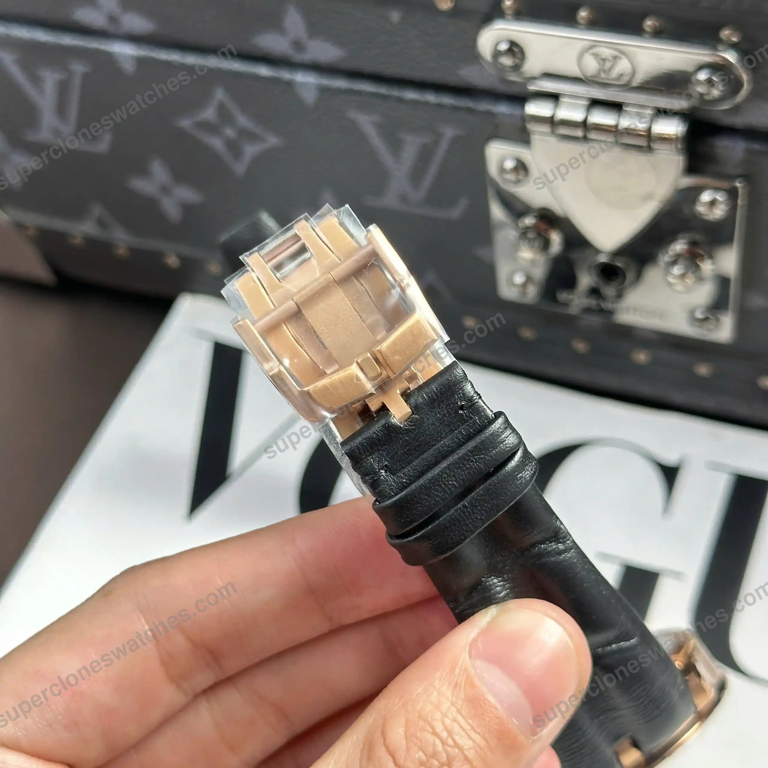 Super-Clone-Roger-Dubuis-Excalibur-Eon-Gold-RDDBEX0836-42mm-9