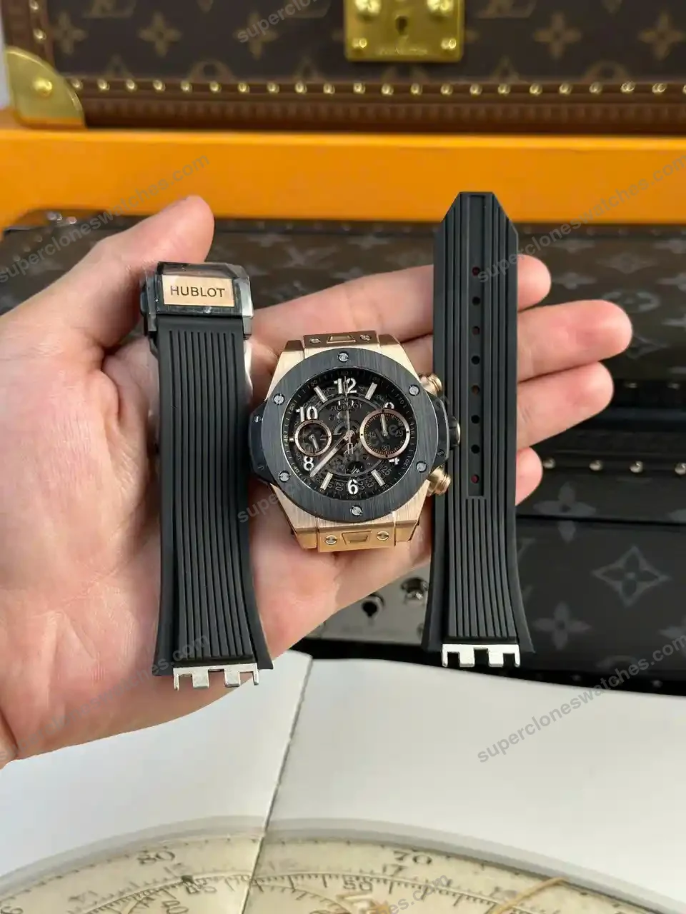 Super-Clone-Hublot-Big-Bang-Unico-King-Gold-Ceramic-421.OM_.1180.RX-42mm-10