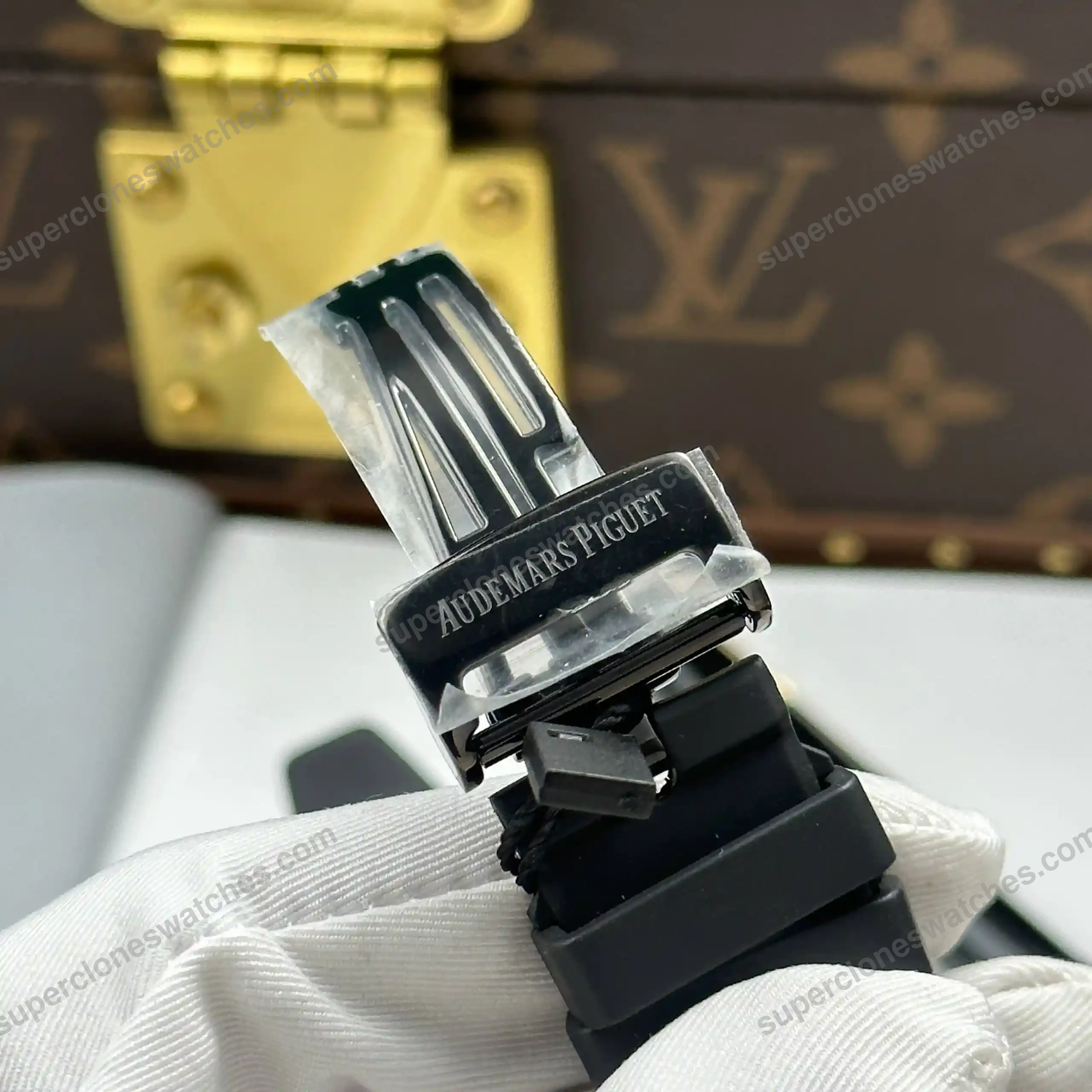 Super-Clone-Audemars-Piguet-Royal-Oak-15500-DiW-Voidline-AQUA-Carbon-41mm-11