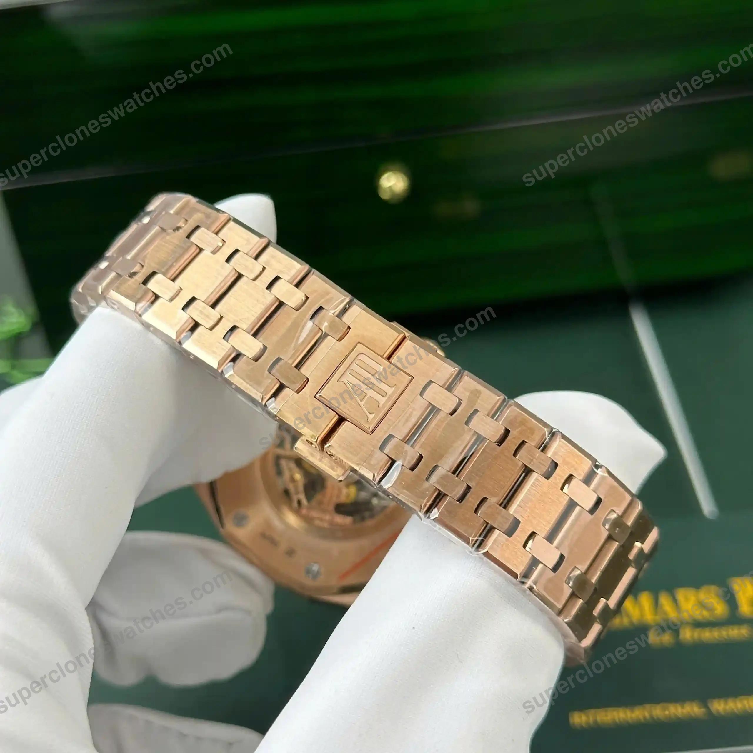 Super-Clone-Audemars-Piguet-Royal-Oak-15407OR.OO_.1220OR.01-8211-9