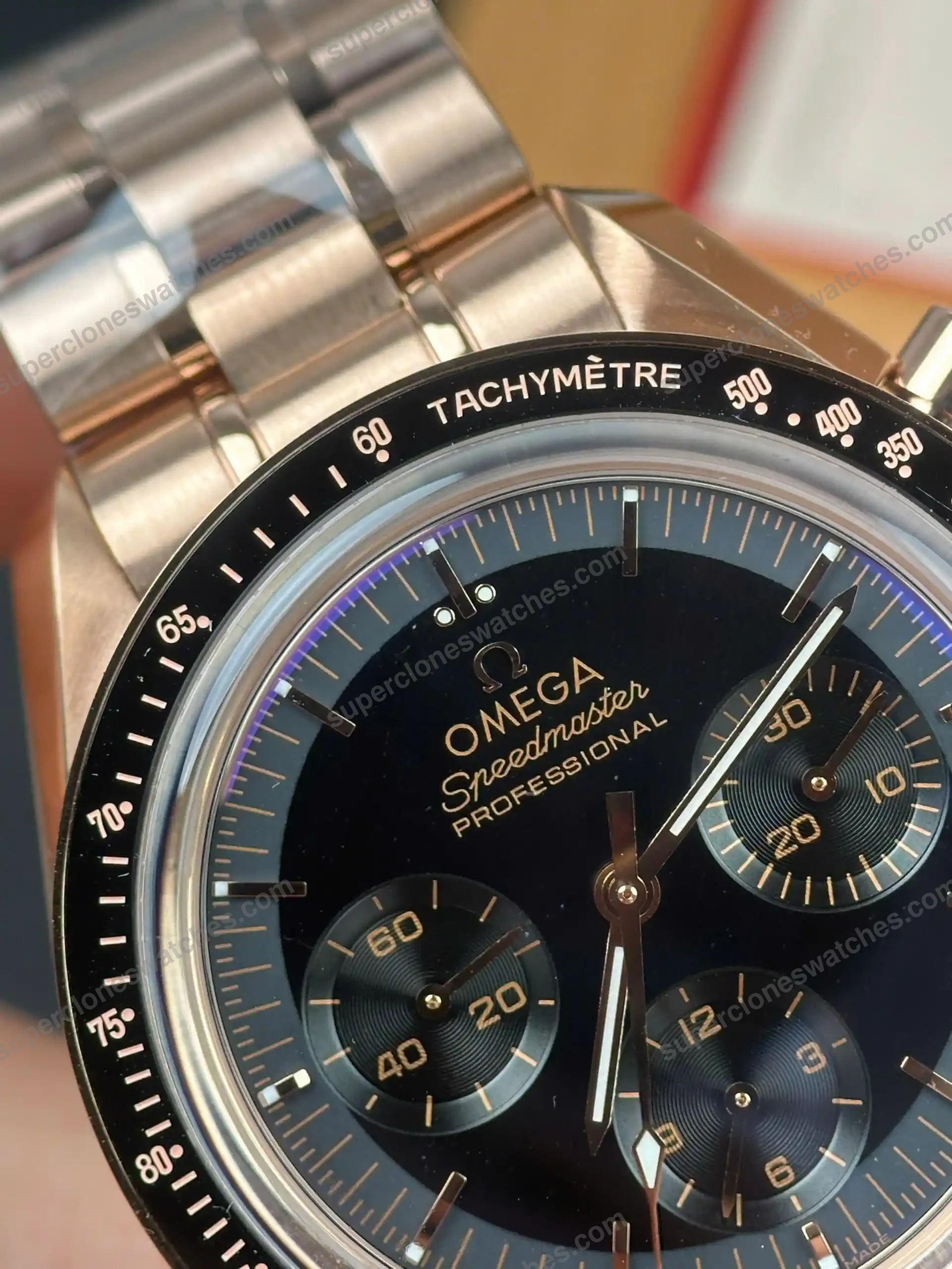 Super-Clone-Omega-Speedmaster-Moonwatch-Professional-310.60.42.50.01.001-42mm-5