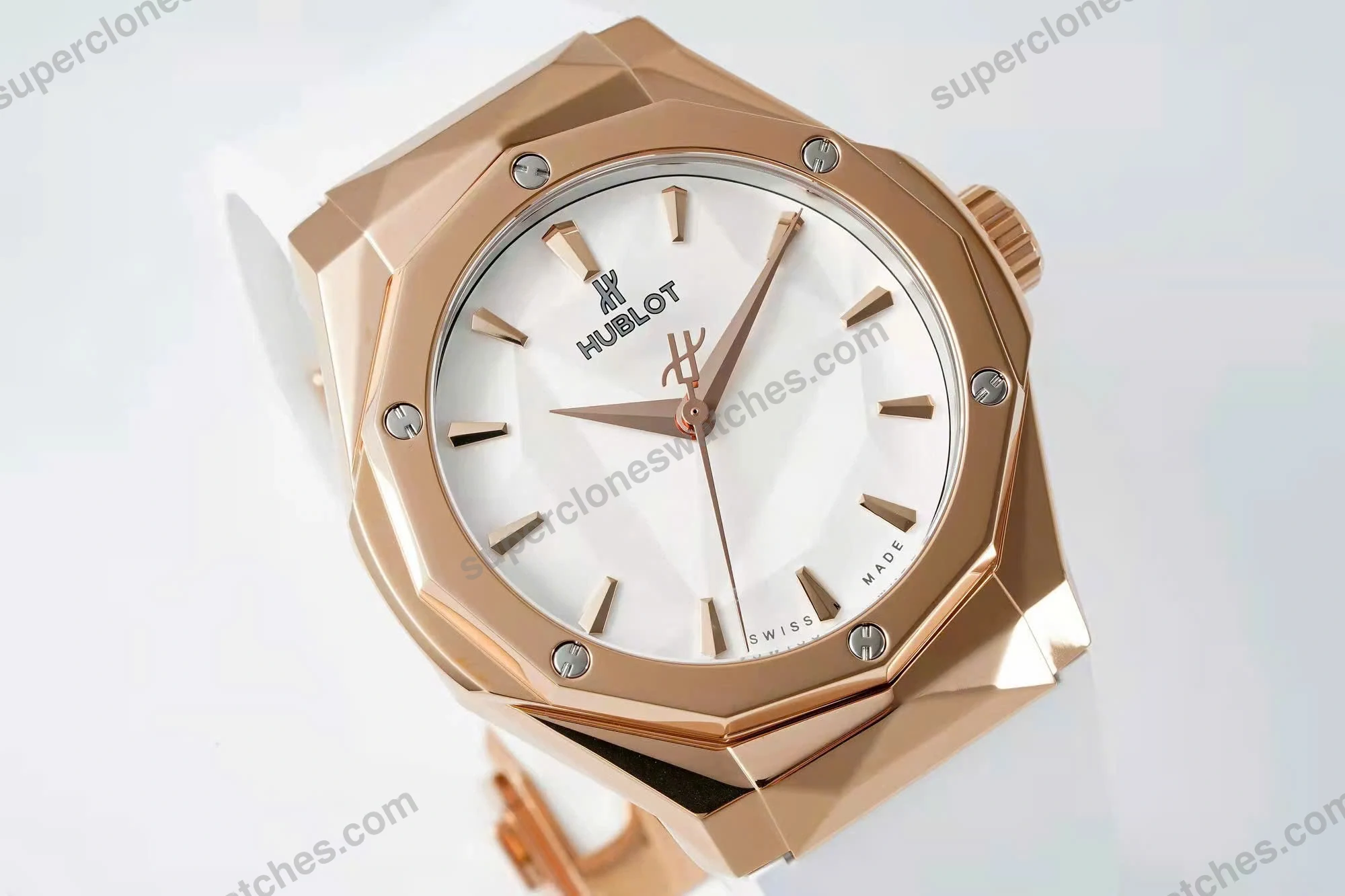 Super-Clone-Hublot-Classic-Fusion-Orlinski-550.OS_.2200.RW_.ORL20-40mm-Gold-White-3