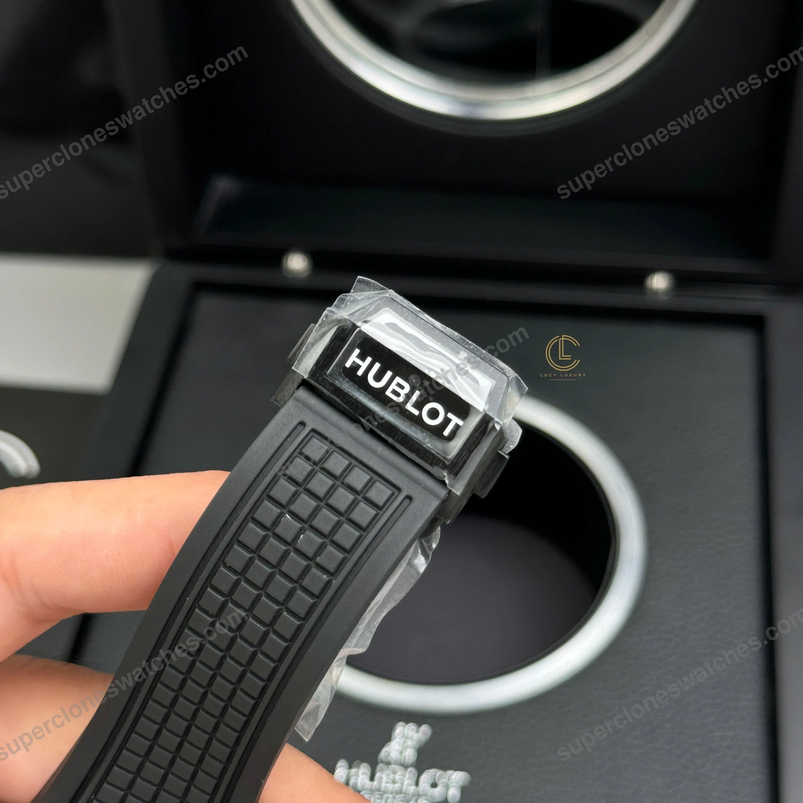 Super-Clone-Hublot-Square-Bang-Unico-821.CI_.0170.RX-821CI0170RX-42mm-Black-Dial-8