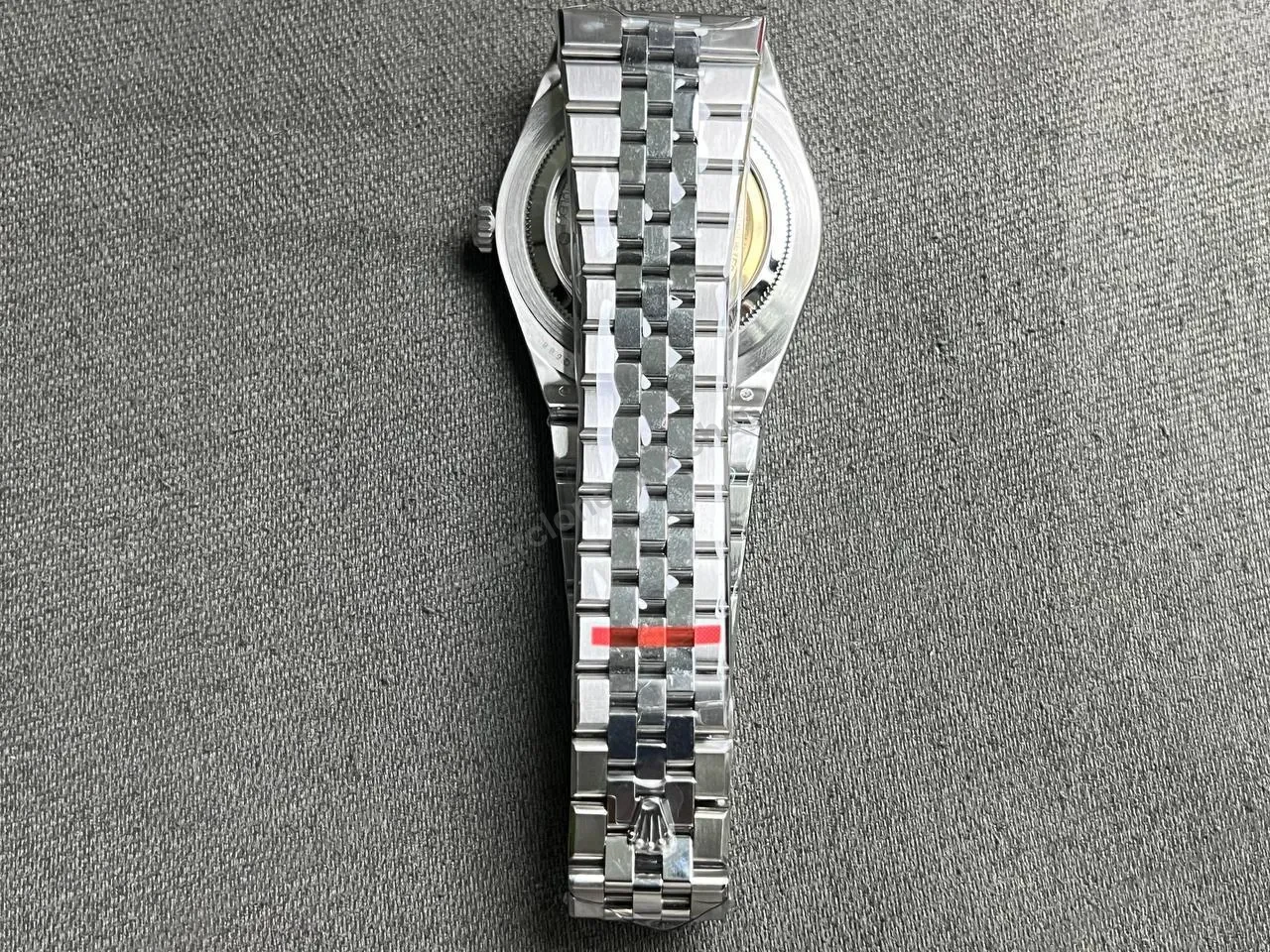 Super-Clone-Rolex-Land-Dweller-40-mm-Stainless-Steel-2025-10