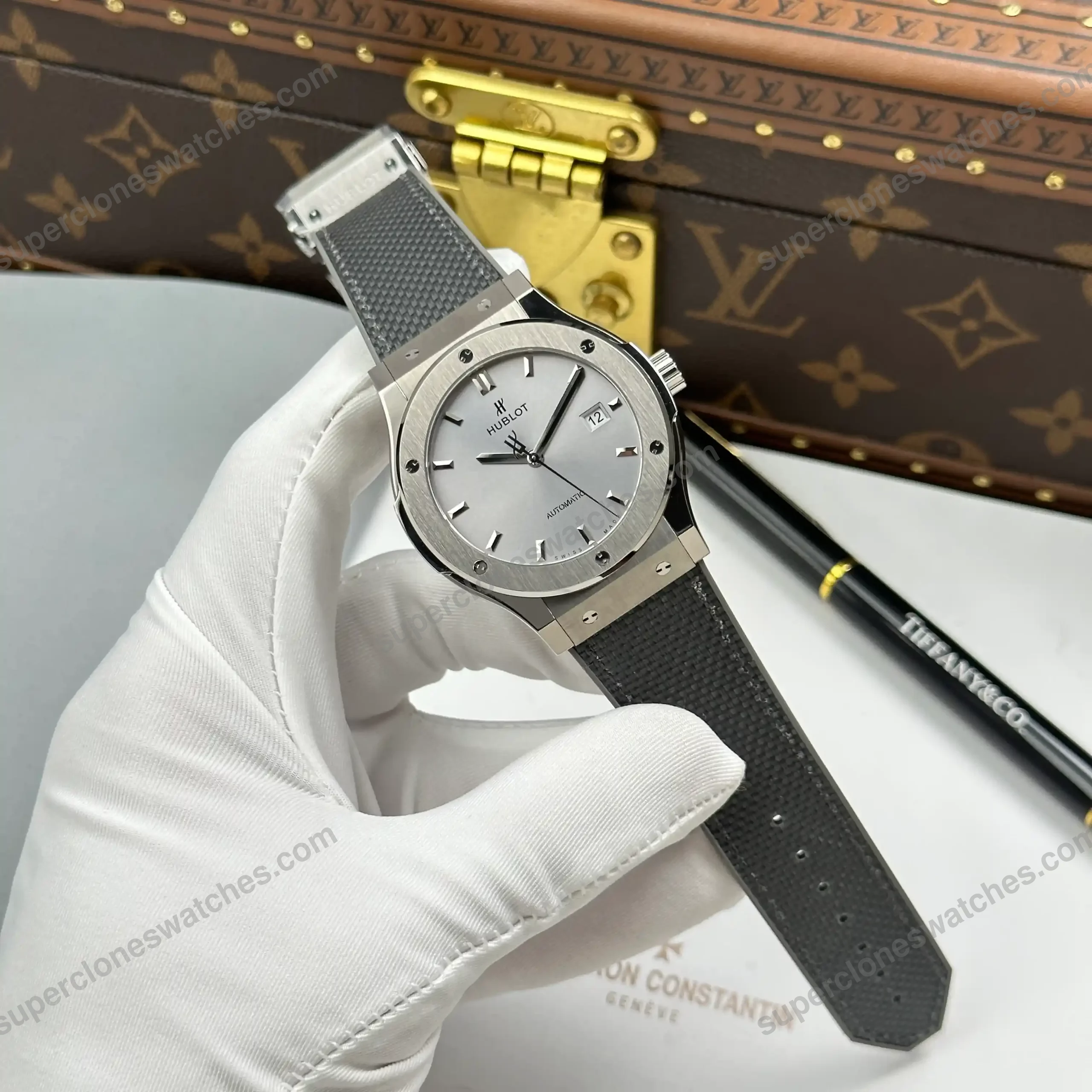 Super-Clone-Hublot-Classic-Fusion-Essential-Grey-42mm-Titanium-8