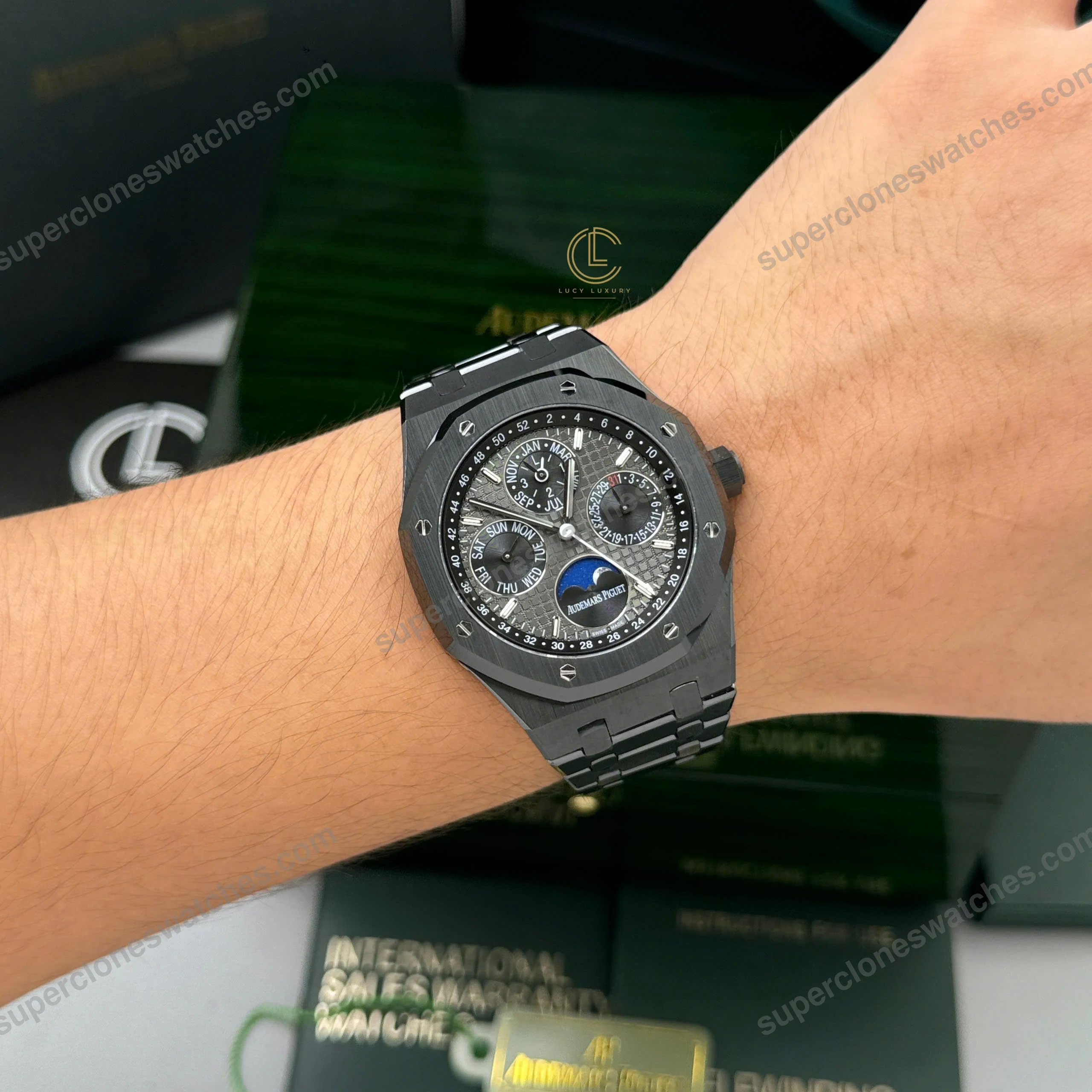 Super-Clone-Audemars-Piguet-Royal-Oak-Perpetual-Calendar-26579CE.OO_.1225CE.01-Bl-5