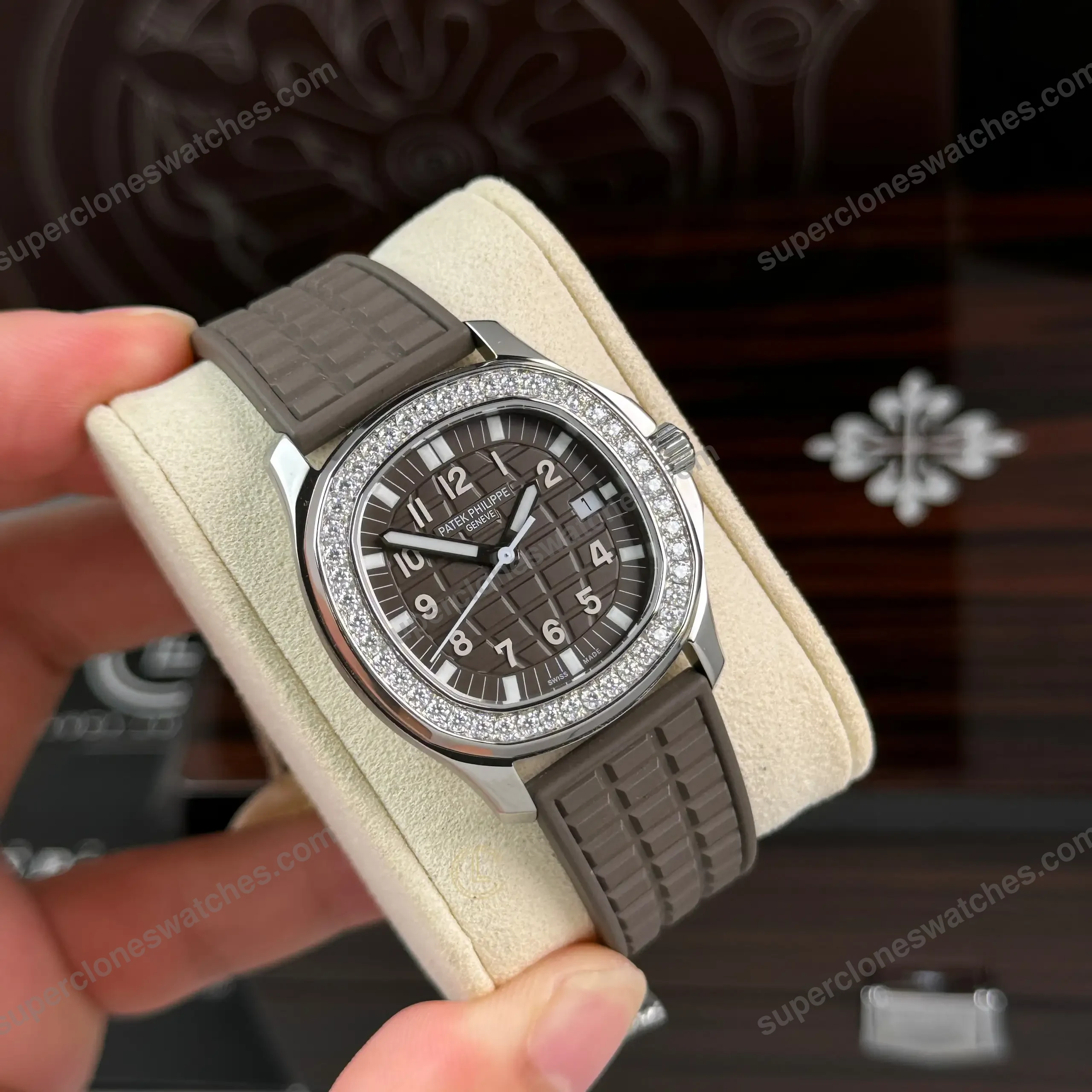 Super-Clone-Patek-Philippe-Aquanaut-5067A-025-35.6mm-Diamond-Bezel-Moissanite-St-2