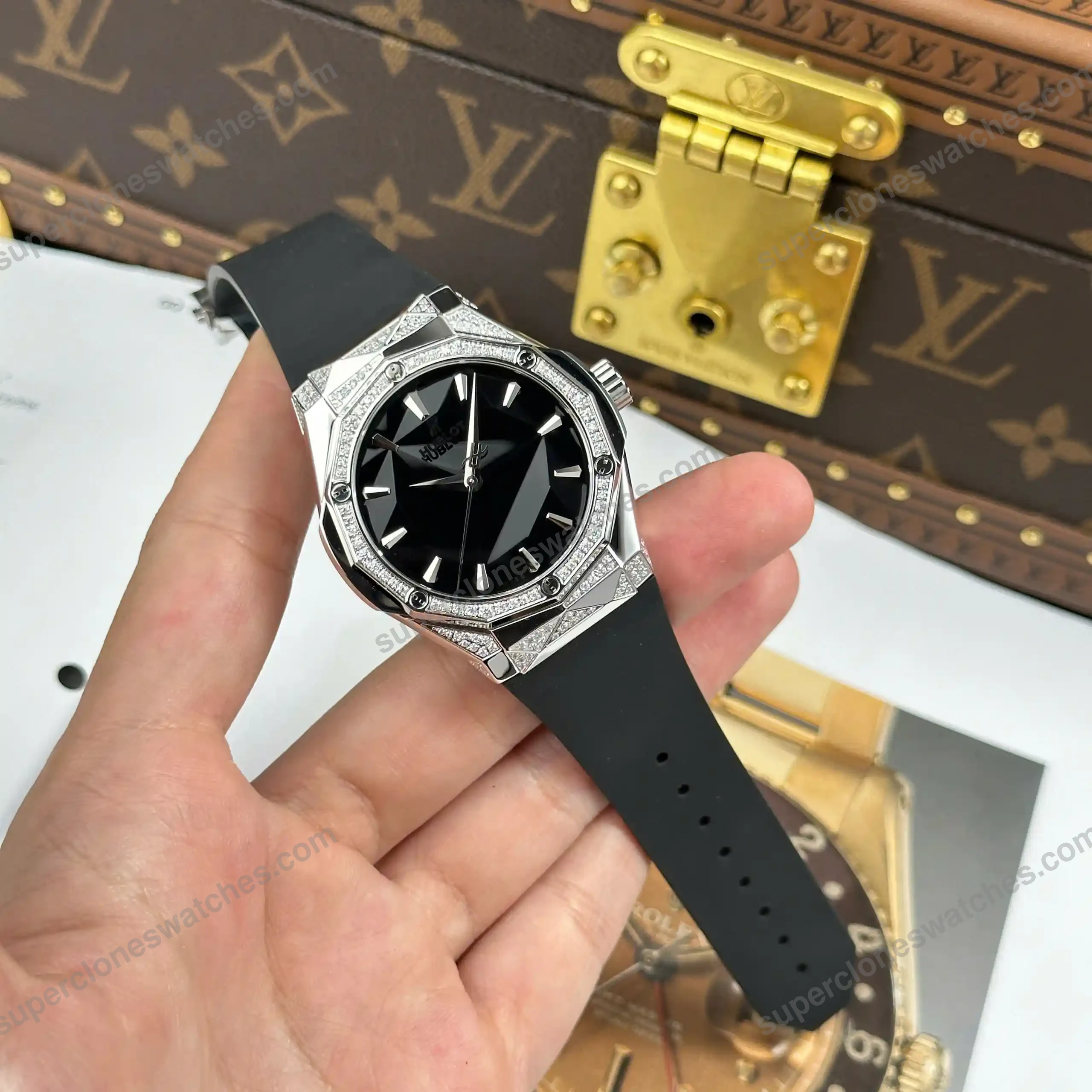 Super-Clone-Hublot-Classic-Fusion-Orlinski-Alternative-Pave-40mm-2