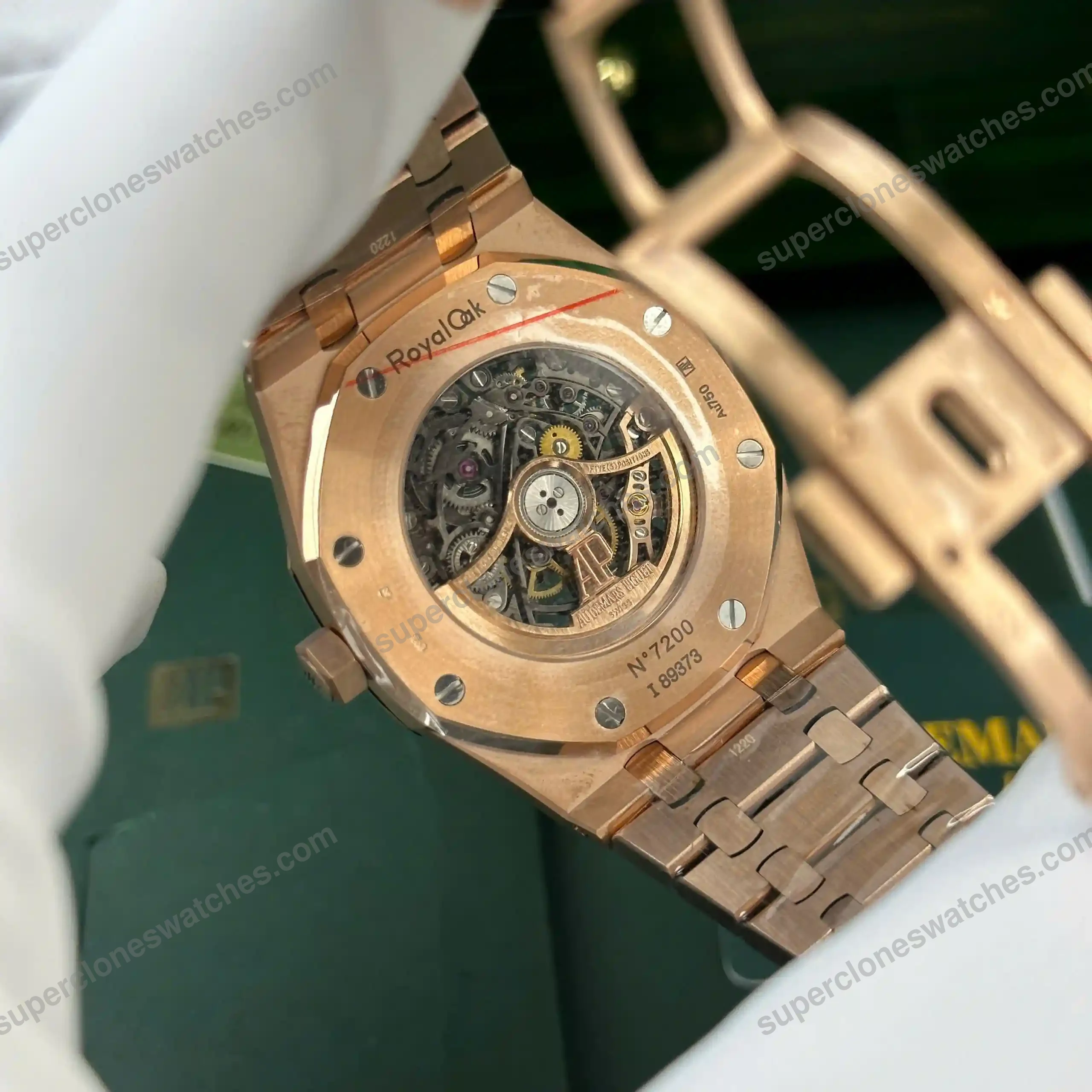 Super-Clone-Audemars-Piguet-Royal-Oak-15407OR.OO_.1220OR.01-8211-6