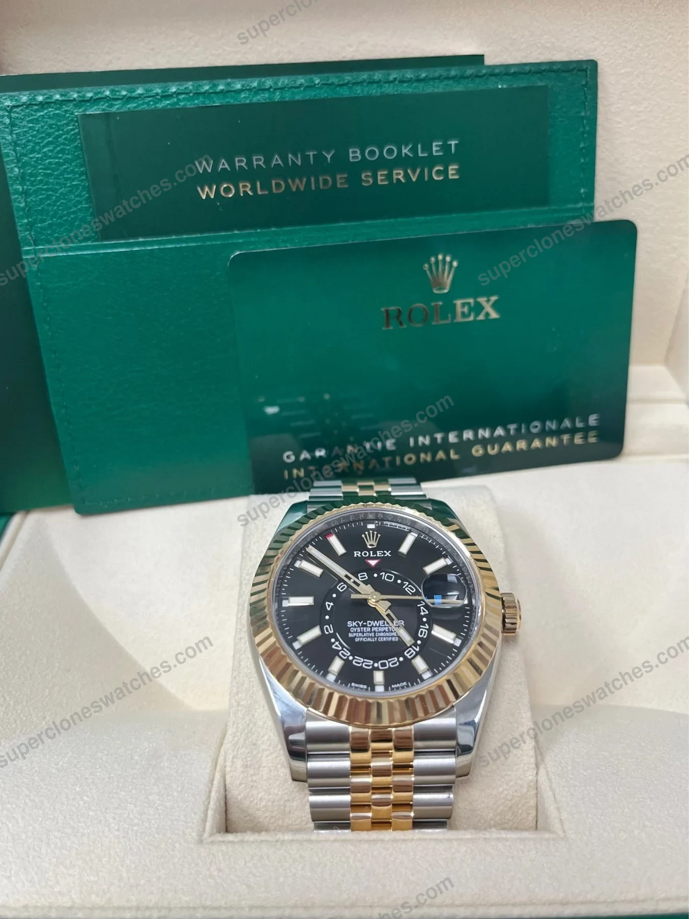 Super-Clone-Rolex-Sky-Dweller-Bright-black-Dial-336933-Jubilee-3