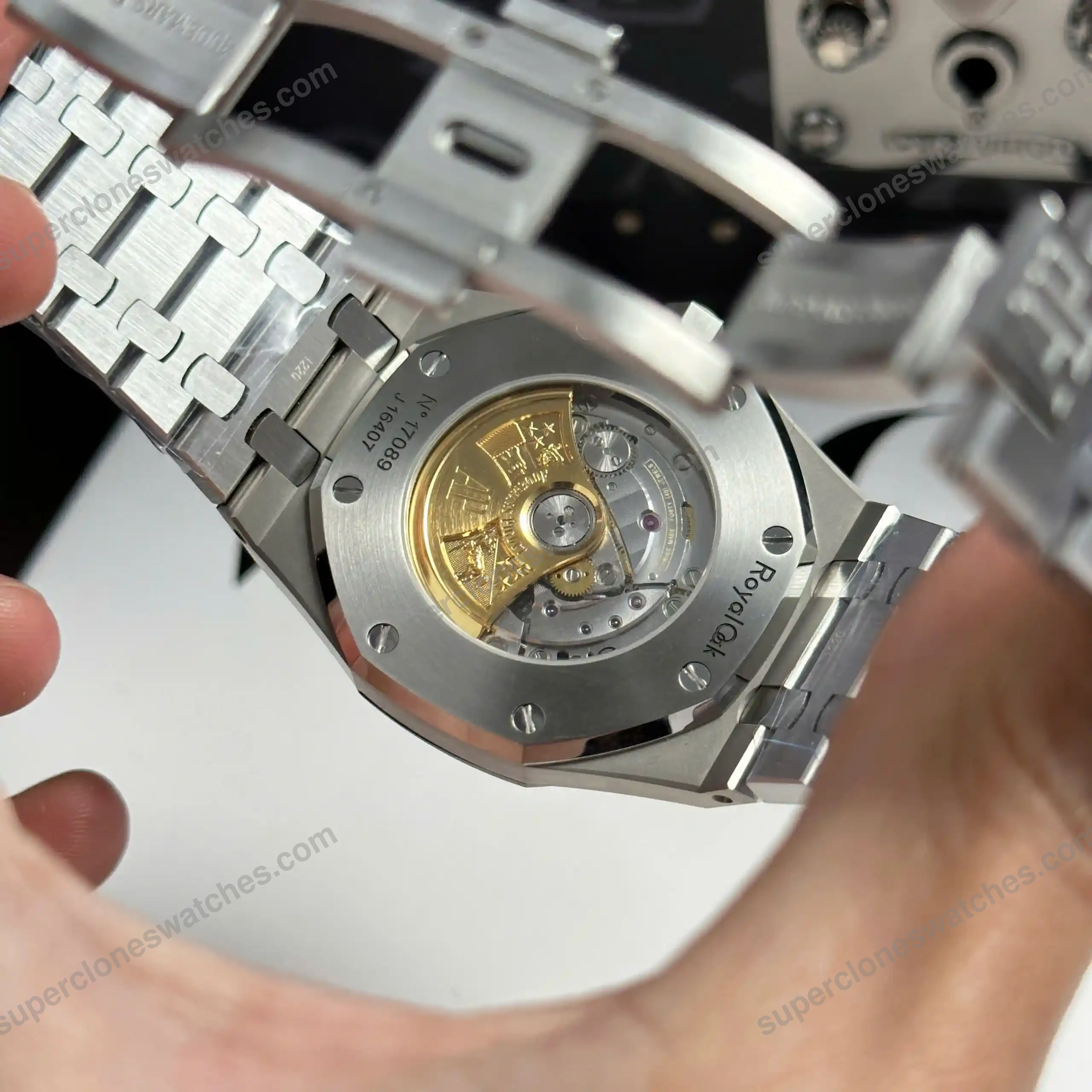 Super-Clone-Audemars-Piguet-Royal-Oak-Selfwinding-15400ST.OO_.1220ST.01.A-41mm-9