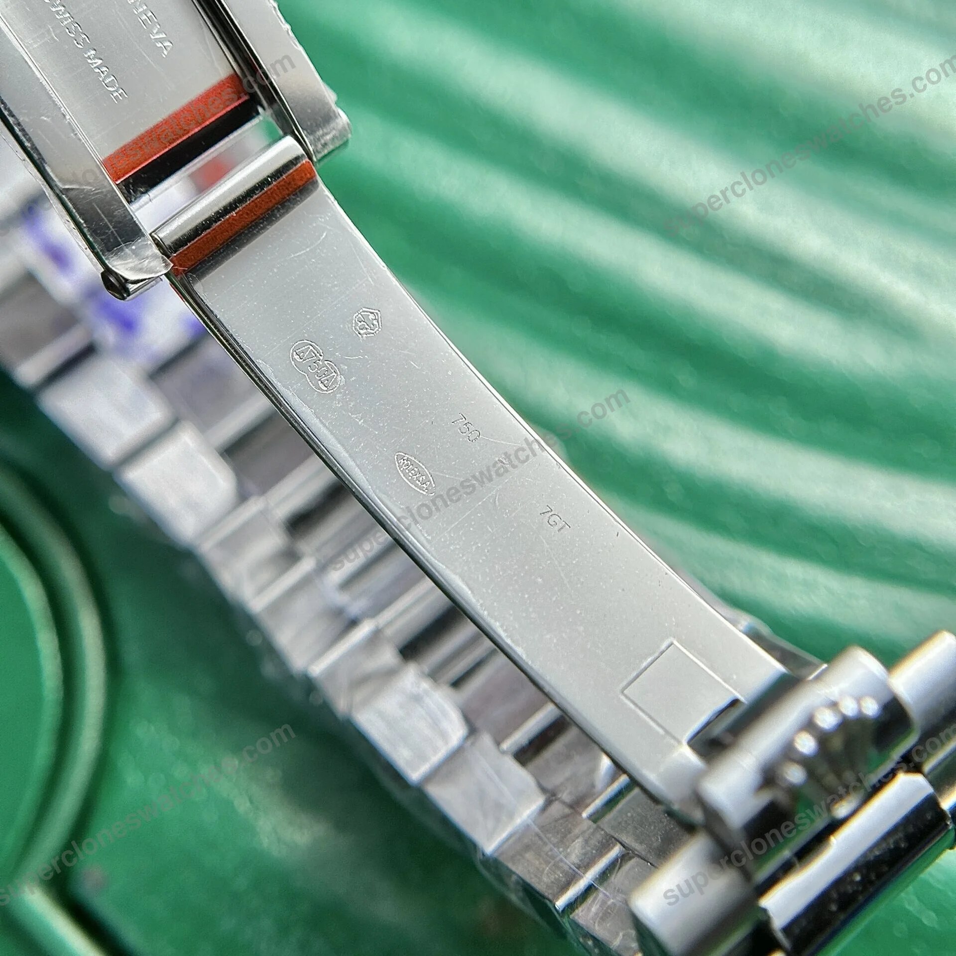 Super-Clone-Rolex-Day-Date-Blue-Dial-228239-0007-40-mm-9