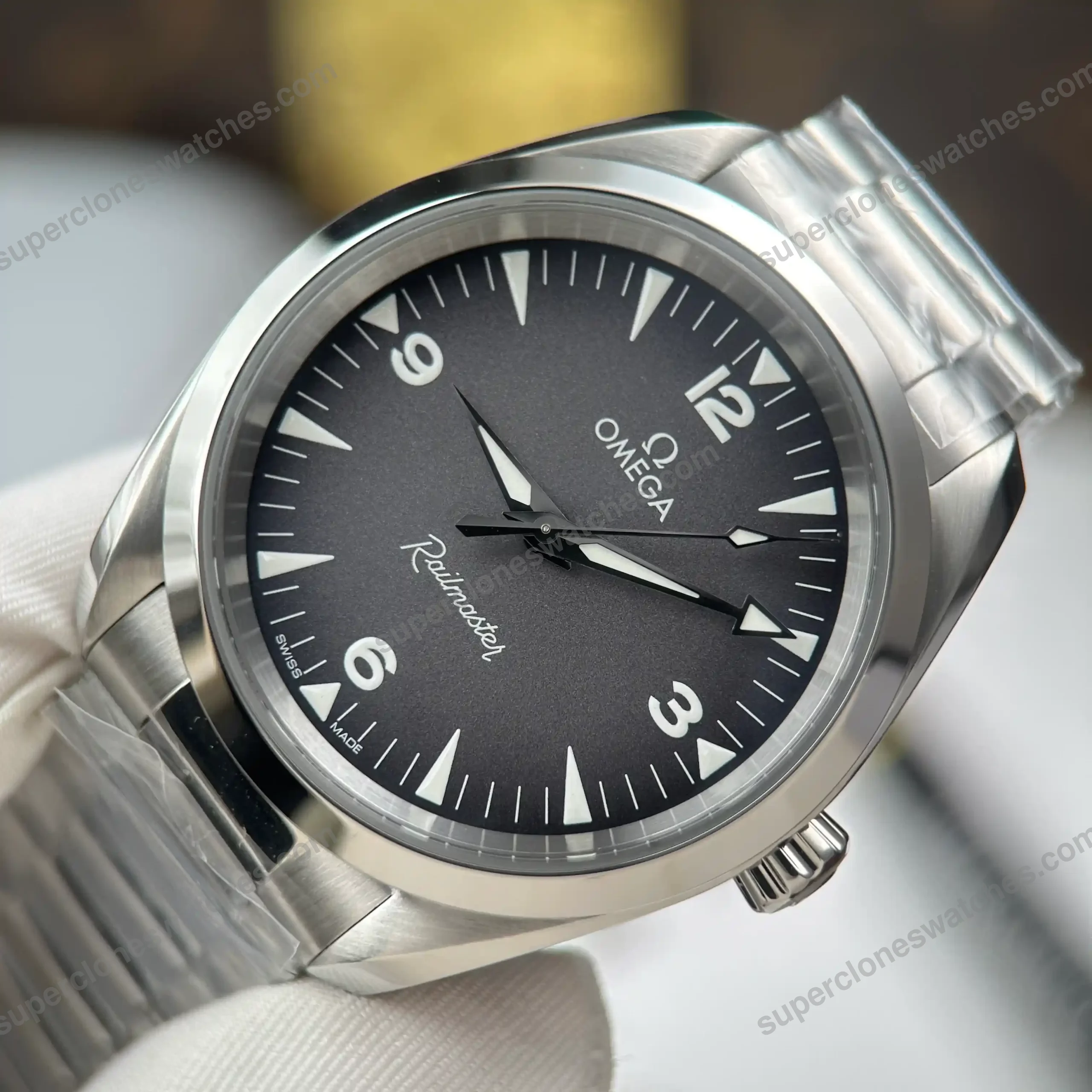 Super-Clone-Omega-Seamaster-Railmaster-38-MM-235.10.38.20.06.001-38mm-8211-9
