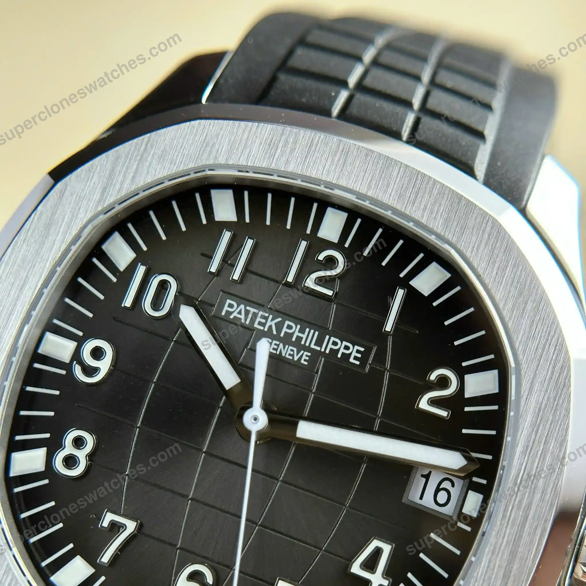 Super-Clone-Patek-Philippe-Aquanaut-5167A-001-Grey-Dial-V3-Update-6