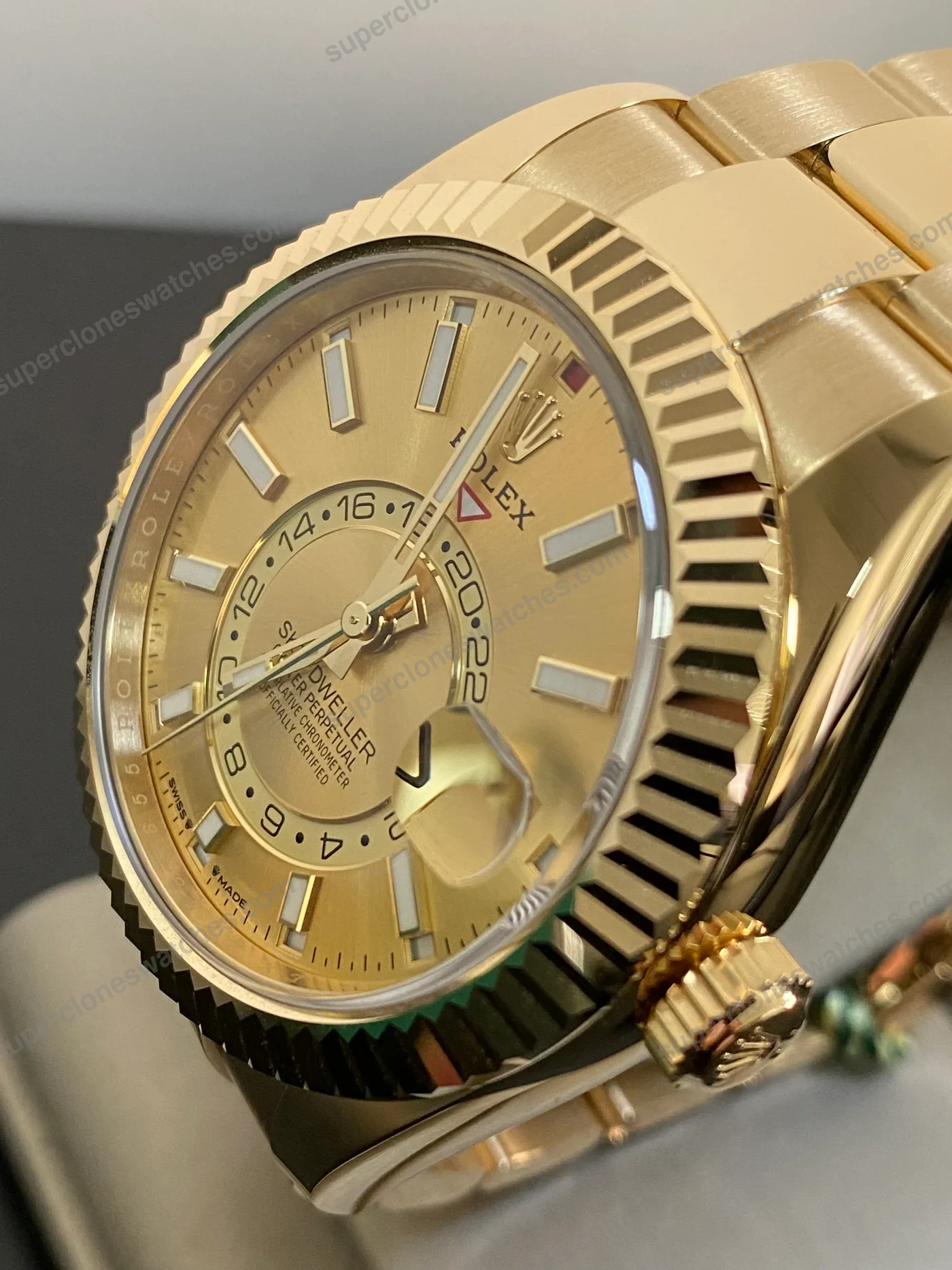 Super-Clone-Rolex-Sky-Dweller-Champagne-Dial-336938-3