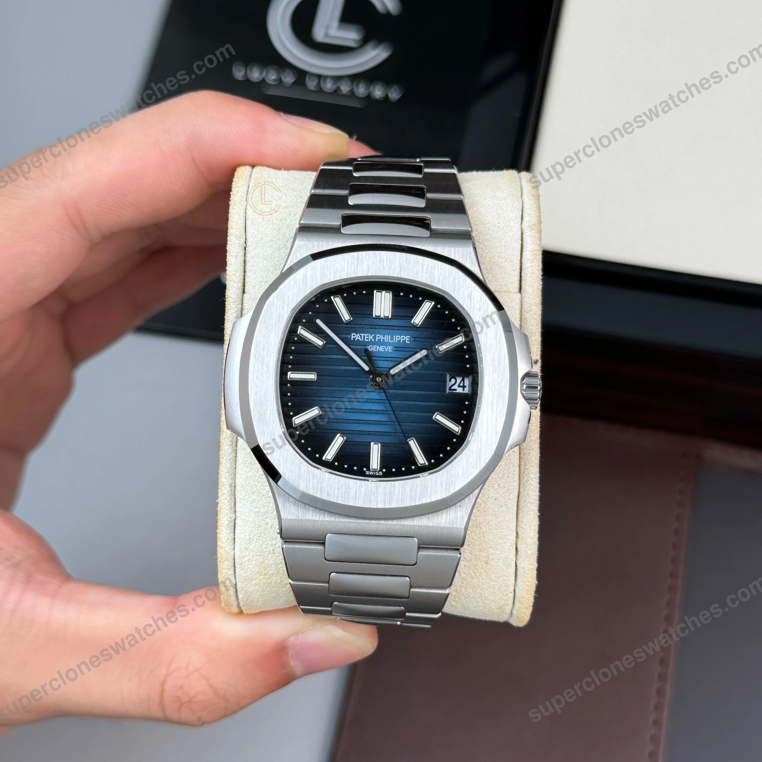 Super-Clone-Patek-Philippe-Nautilus-58111G-001-40mm-MODIFY-Blue-Dial-Stee-2