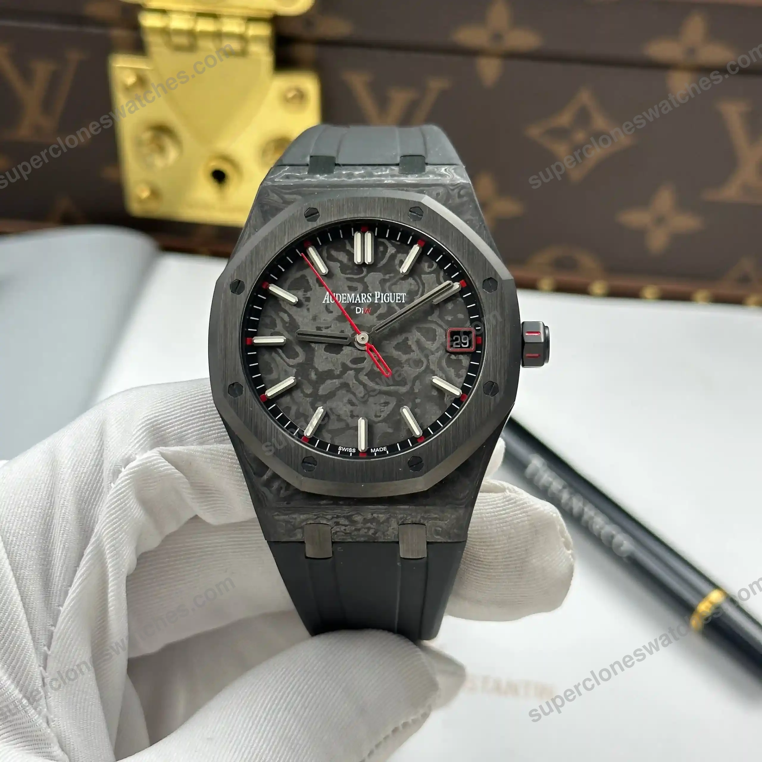 Super-Clone-Audemars-Piguet-Royal-Oak-15500-DiW-Voidline-Speedster-Carbon-41mm-3
