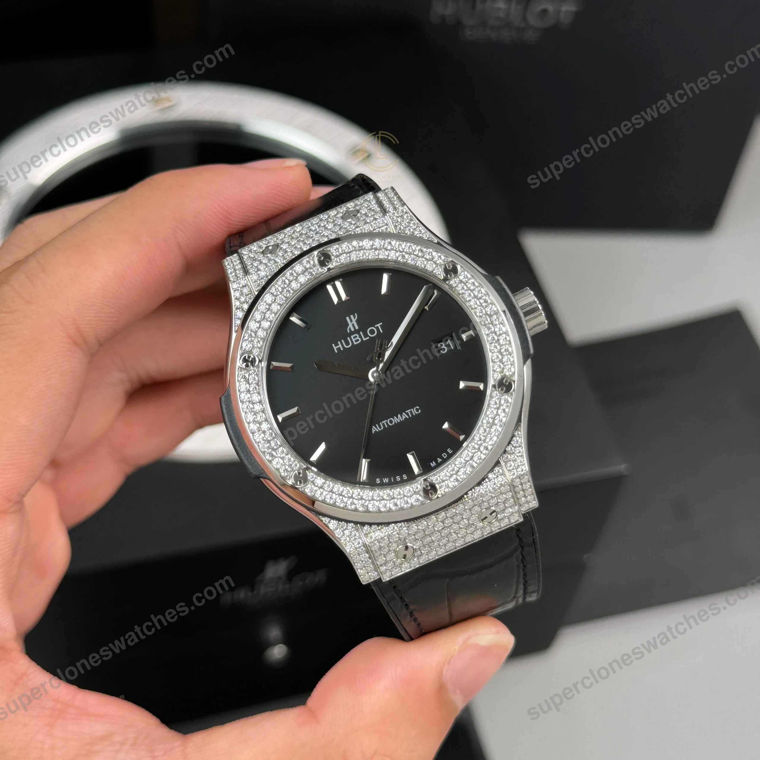 Super-Clone-Hublot-Classic-Fusion-Diamonds-Moissanite-Pave-42mm-Dial-Black-–-C-2